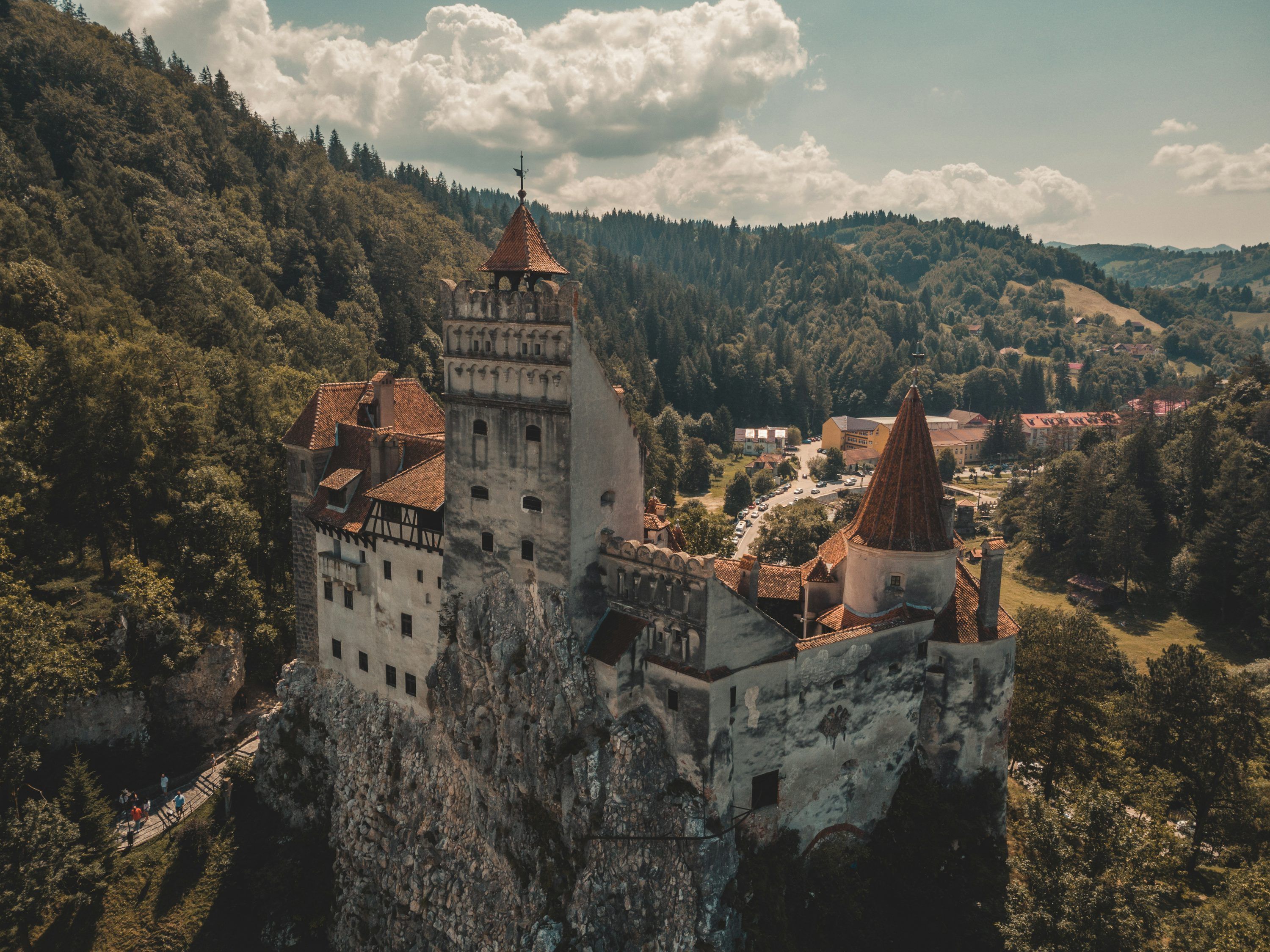 3000x2250 Bran Castle Picture. Download Free Image