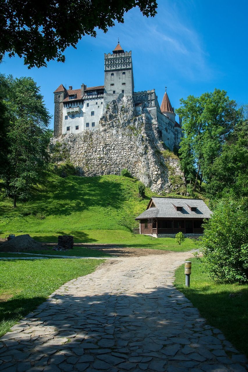 853x1280 Bran castle, dracula, romania, bran, castle