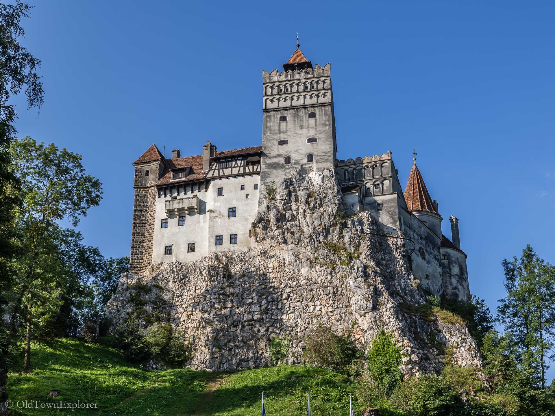 1920x1440 How To Get From Brasov To Bran Castle. Old Town Explorer