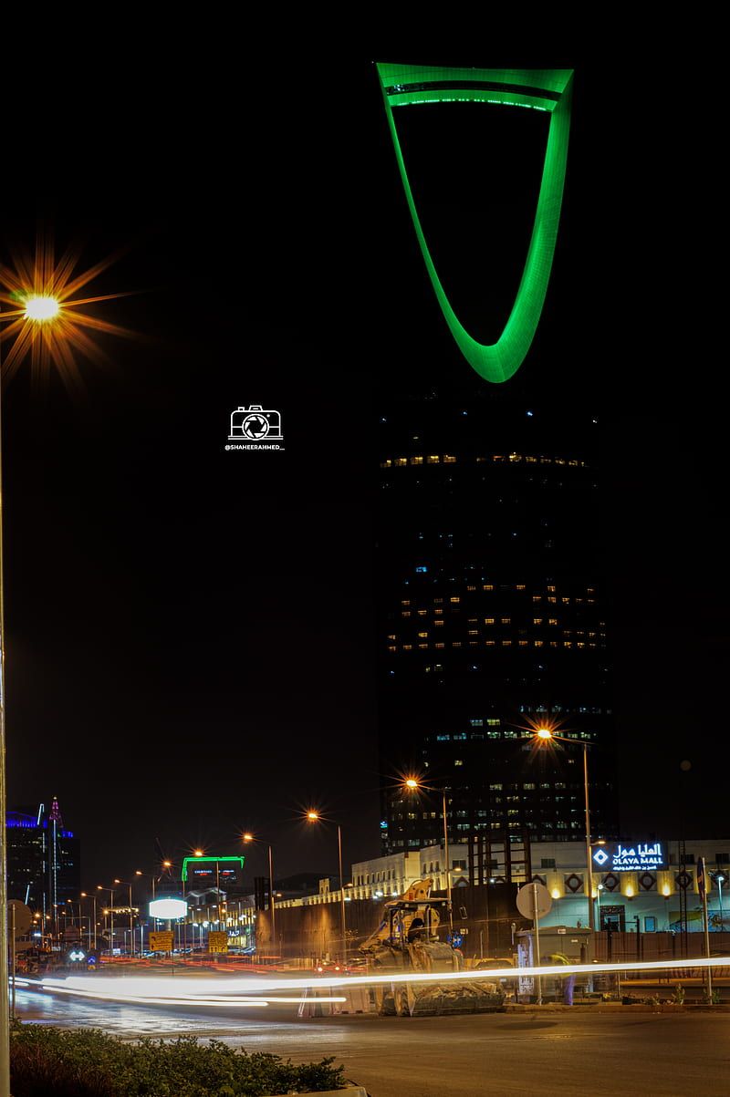 800x1203 Kingdom tower, city, light, riyadh, saudi, saudi arabia, skyline, skyscrapers, HD phone wallpaper