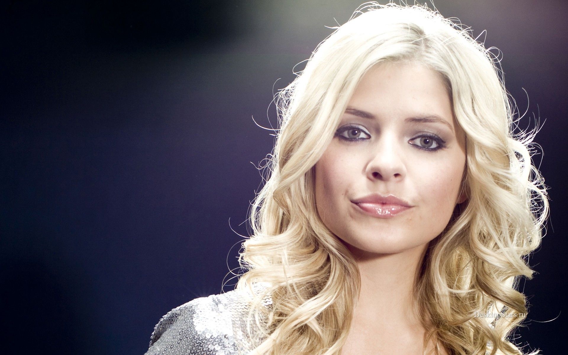1920x1200 Holly Willoughby HD Wallpaper HD Wallpaper