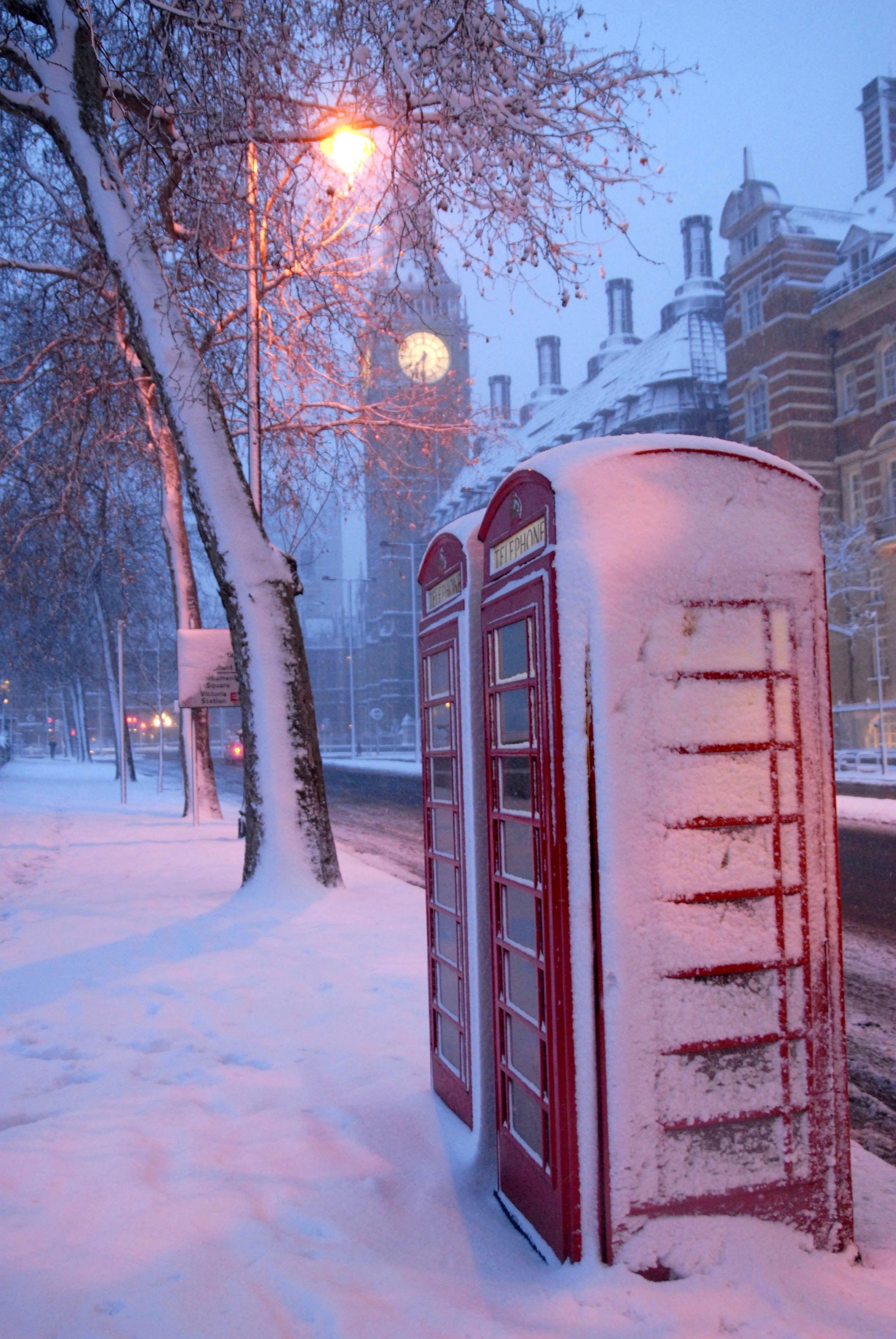 2592x3872 February snow in London by Ken Boutayre. London snow, London dreams
