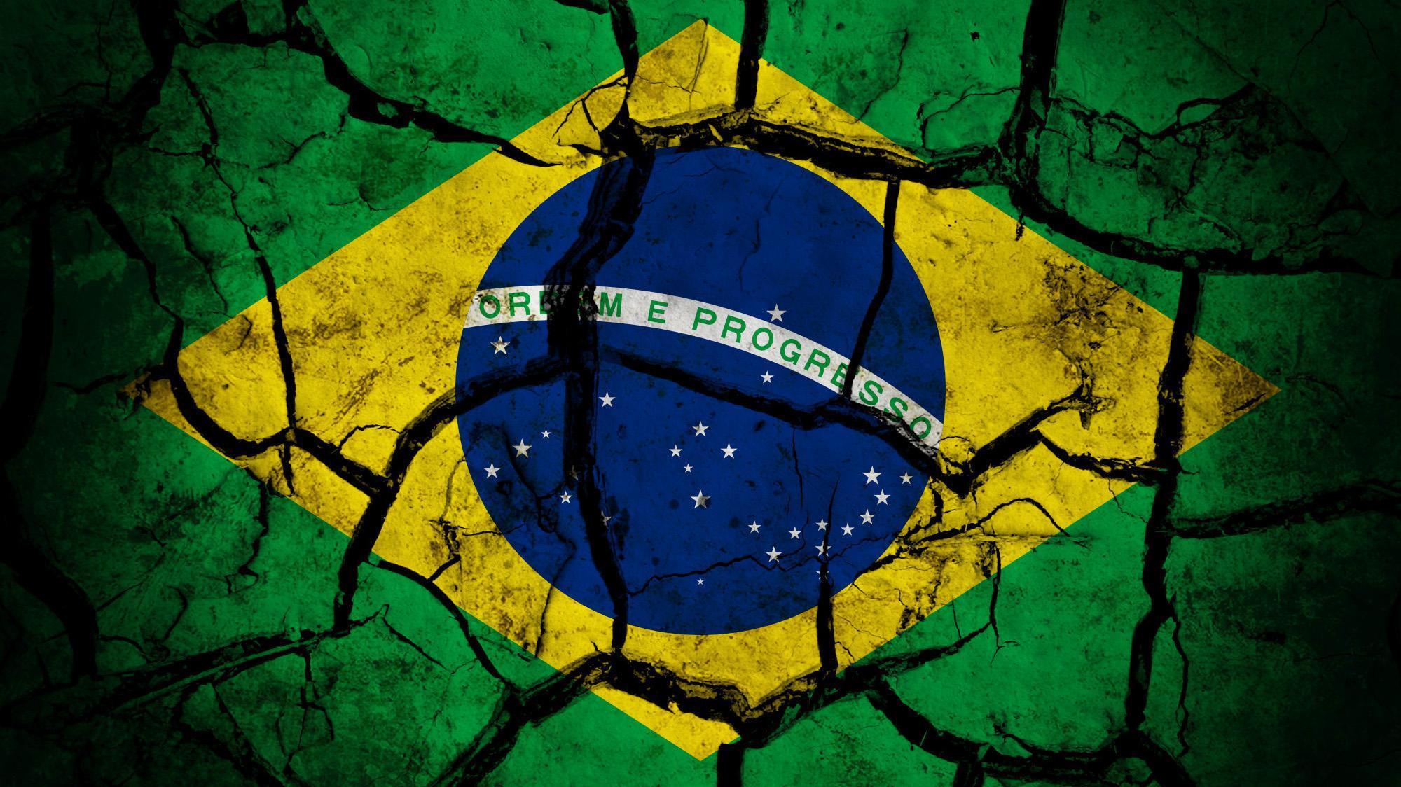 2000x1124 Brazil Flag HD Wallpaper. Beautiful image HD Picture & Desktop