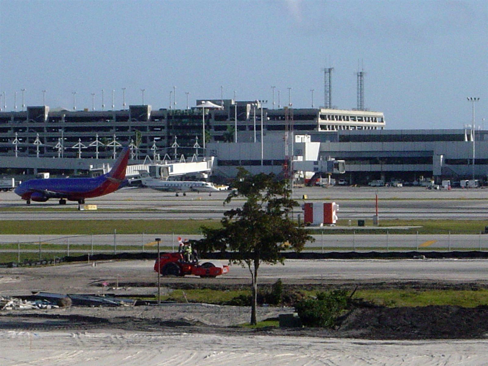 1600x1200 FORT LAUDERDALE, FL, USA (FLL) Photo, Image