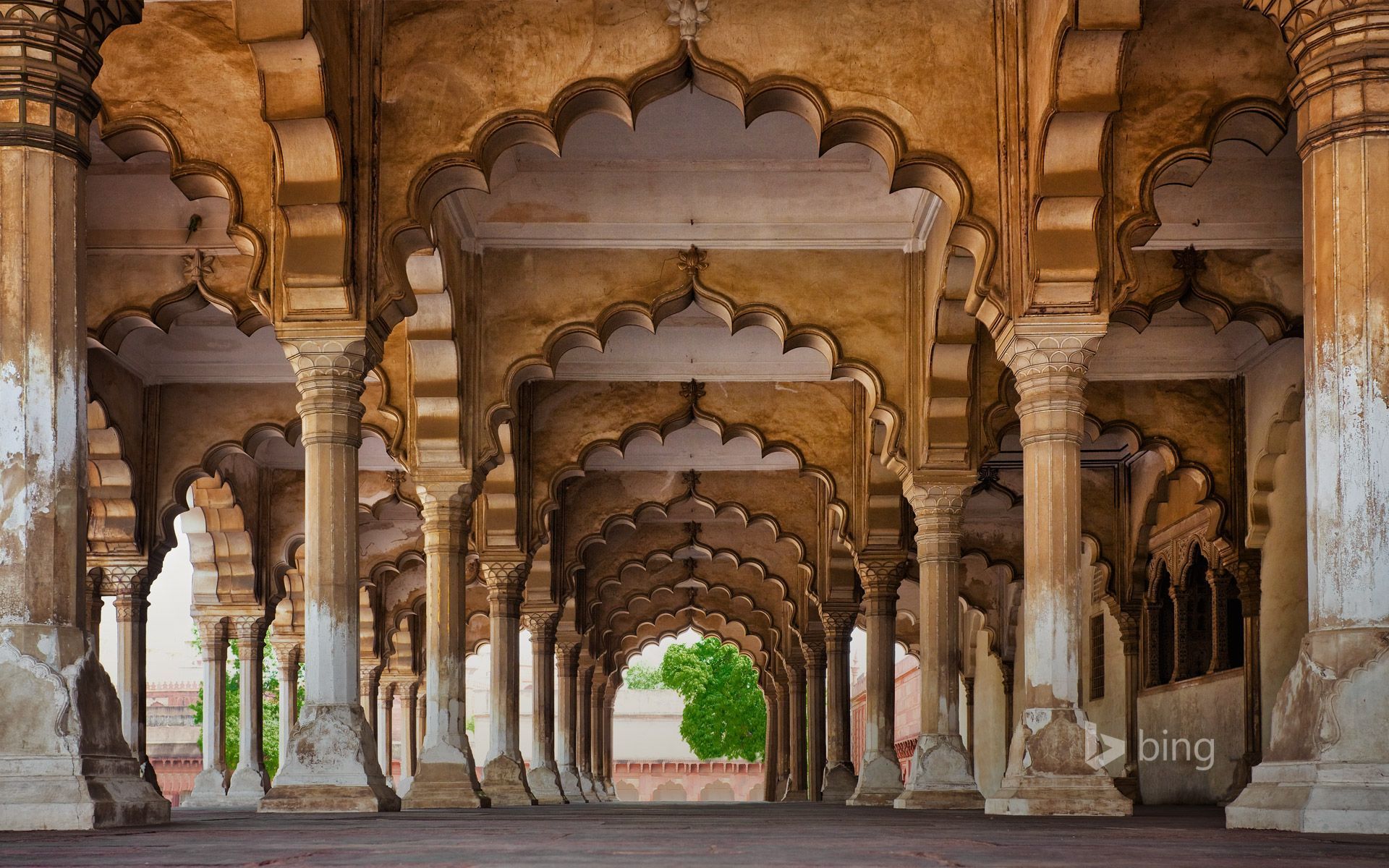 1920x1200 Agra Fort in Agra, Uttar Pradesh, India Wallpaper