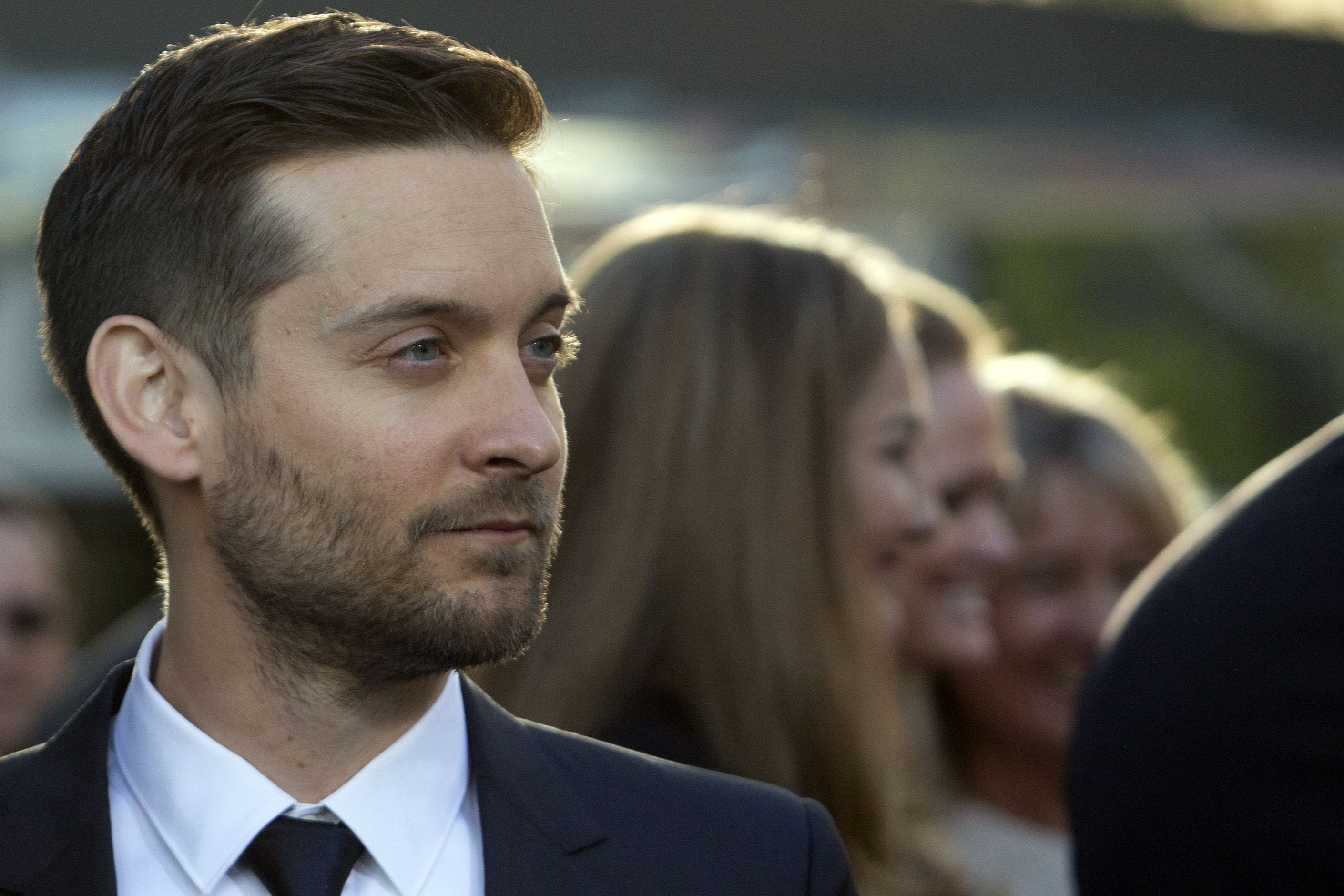 2820x1880 HD Tobey Maguire Wallpaper