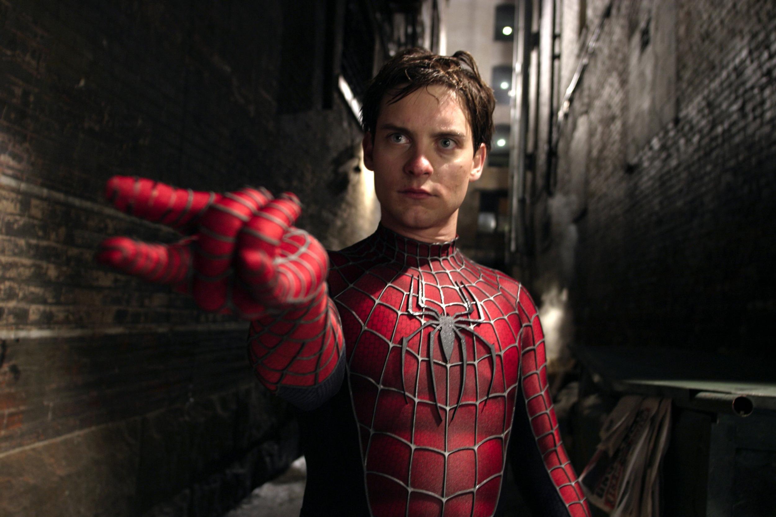 2500x1667 Tobey Maguire HD Desktop