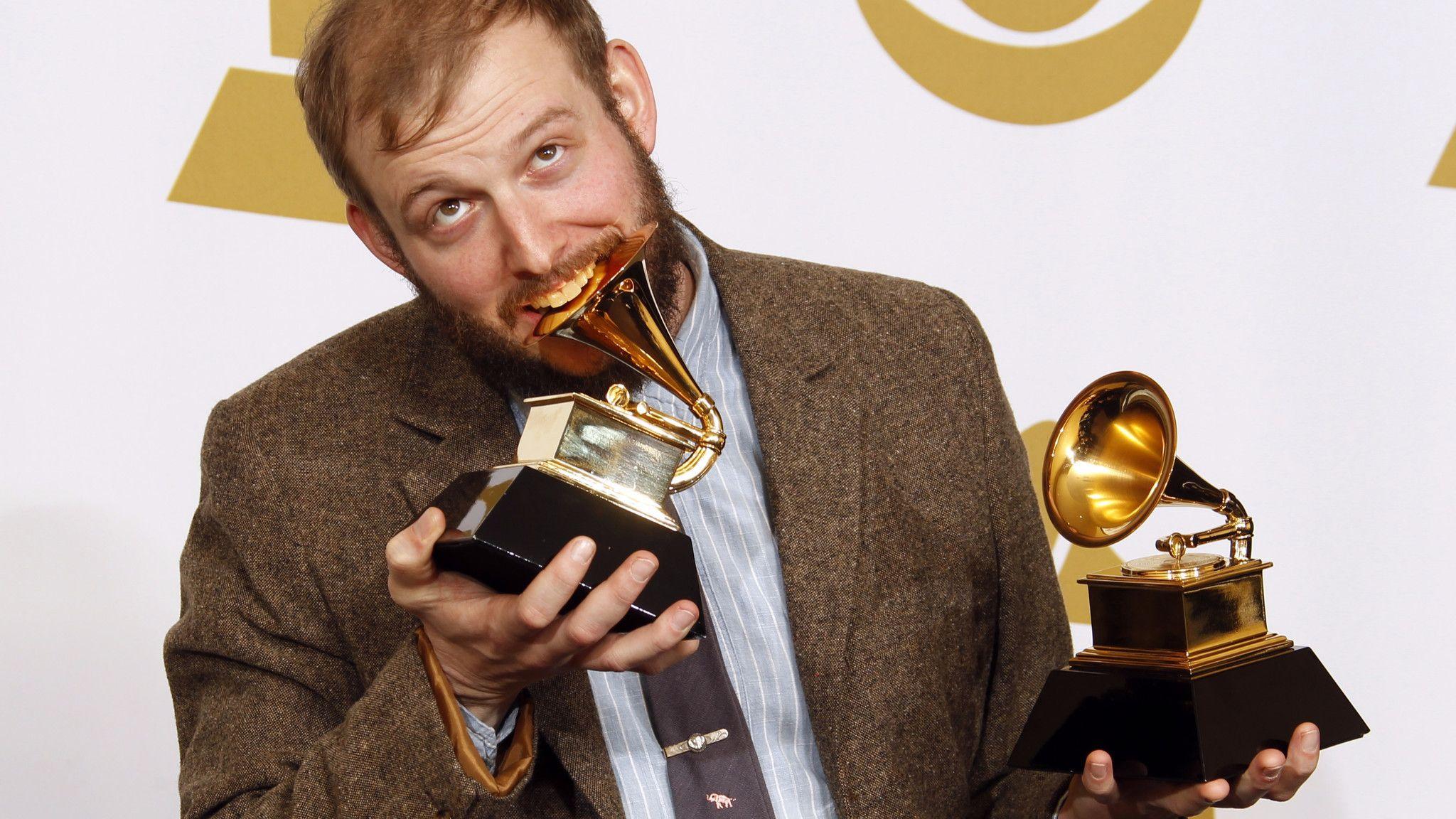 2048x1152 Bon Iver wallpaper, Music, HQ Bon Iver pictureK Wallpaper 2019