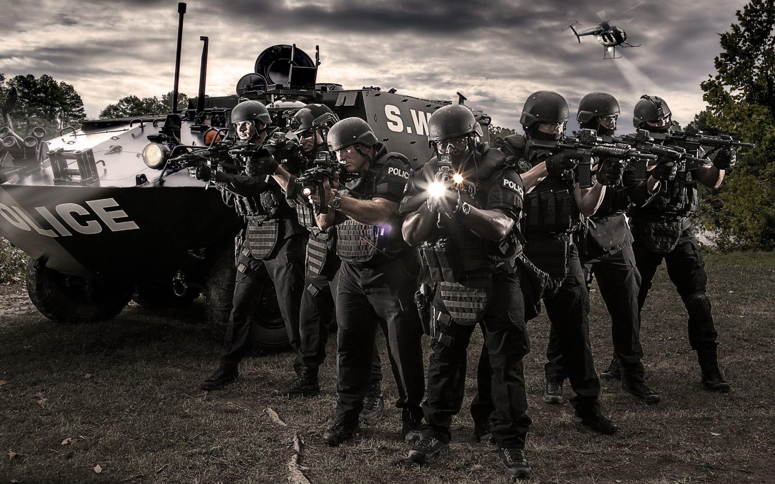 2560x1600 Police Wallpaper Background