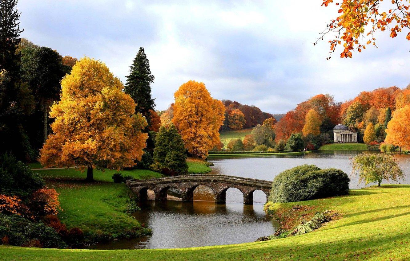 1332x850 Wallpaper autumn, bridge, lake, England, Gold, Pantheon