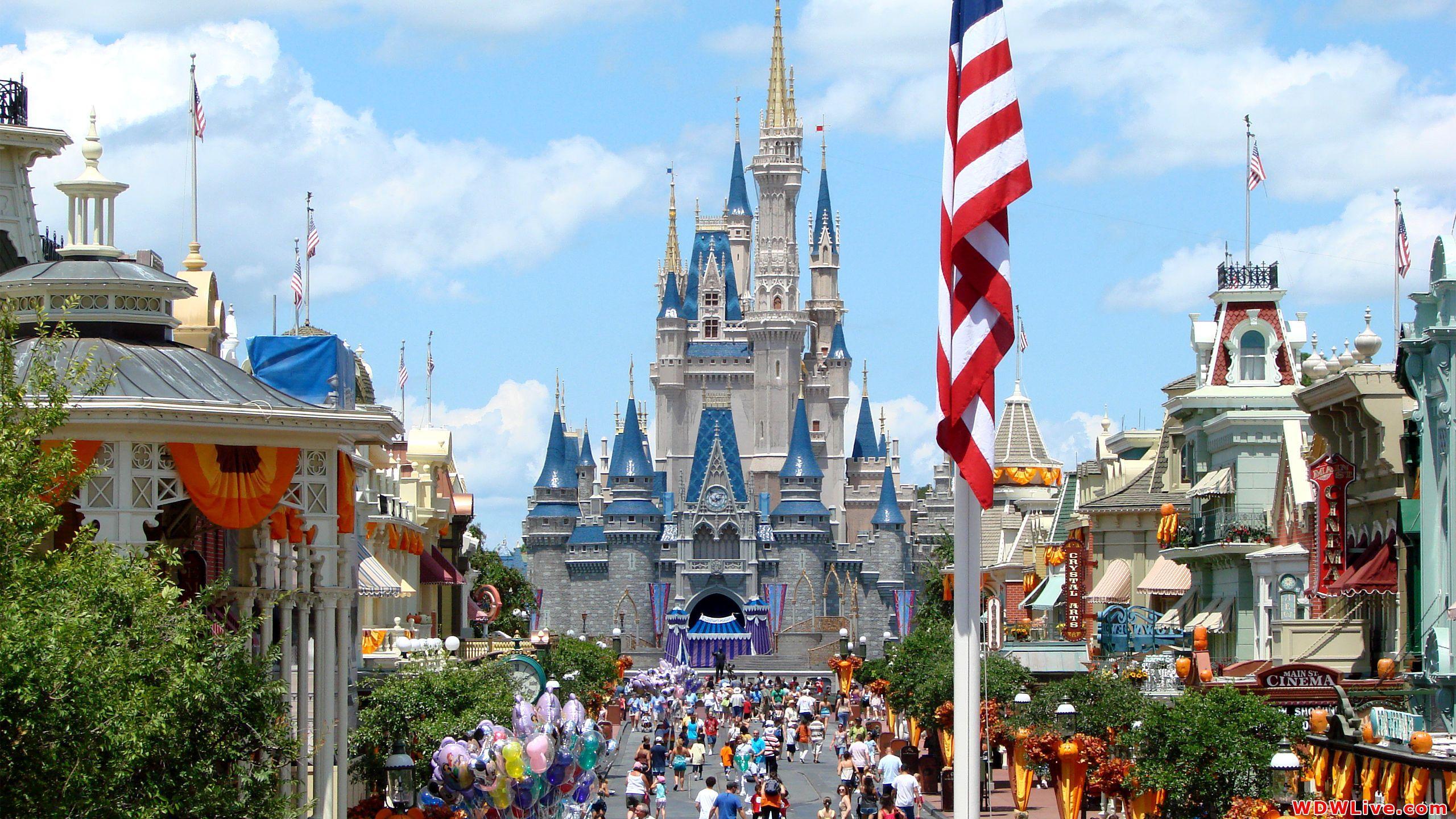 2560x1440 Magic Kingdom Christmas Wallpaper Source Disney World
