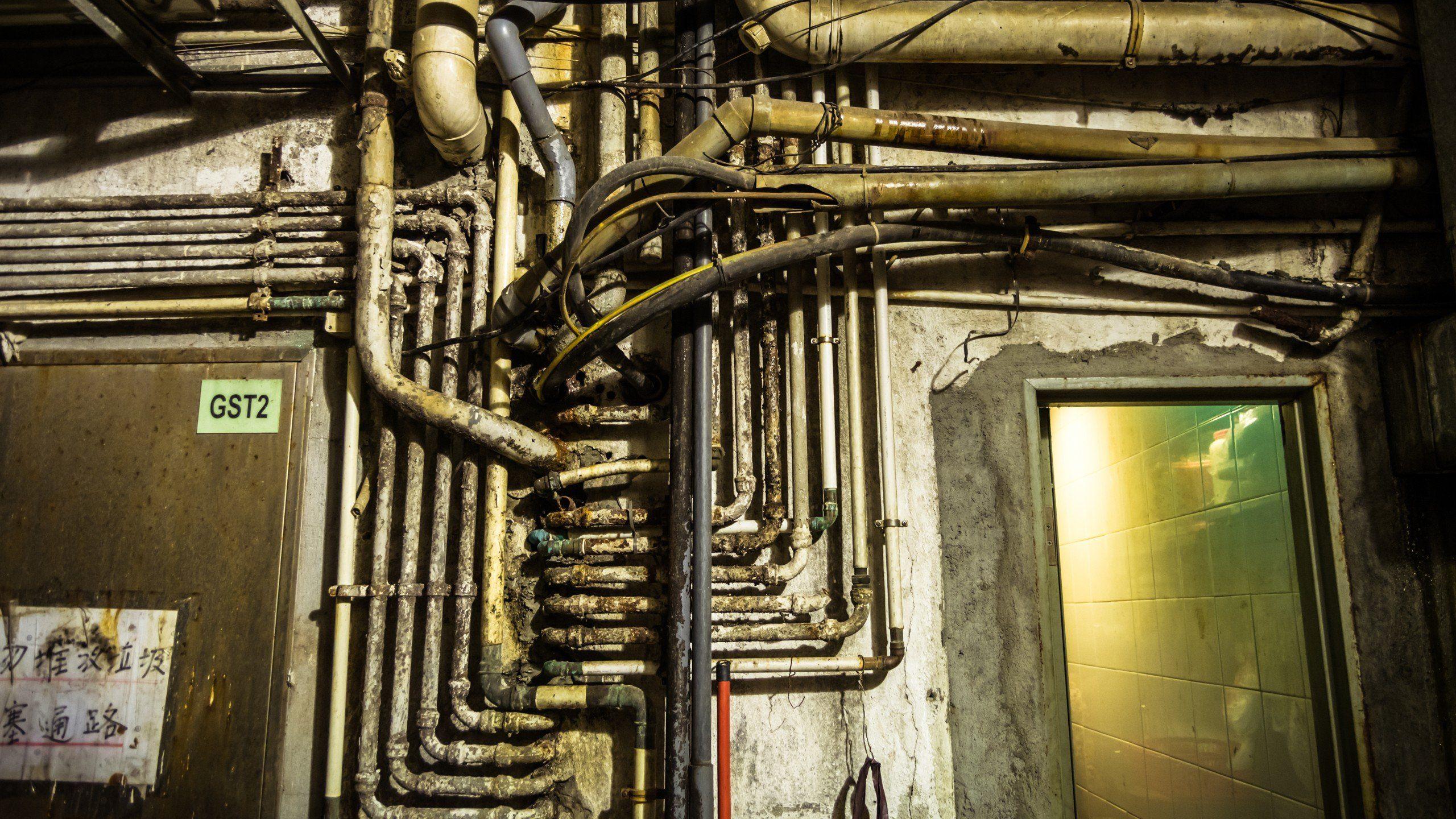 2560x1440 pipes, Kowloon, Hong Kong Wallpaper HD / Desktop and Mobile