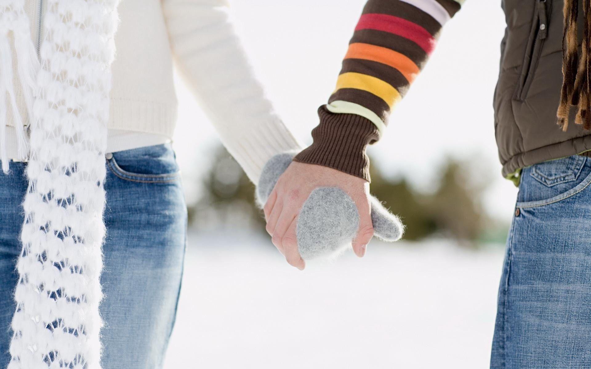 1920x1200 Winter Love Wallpaper