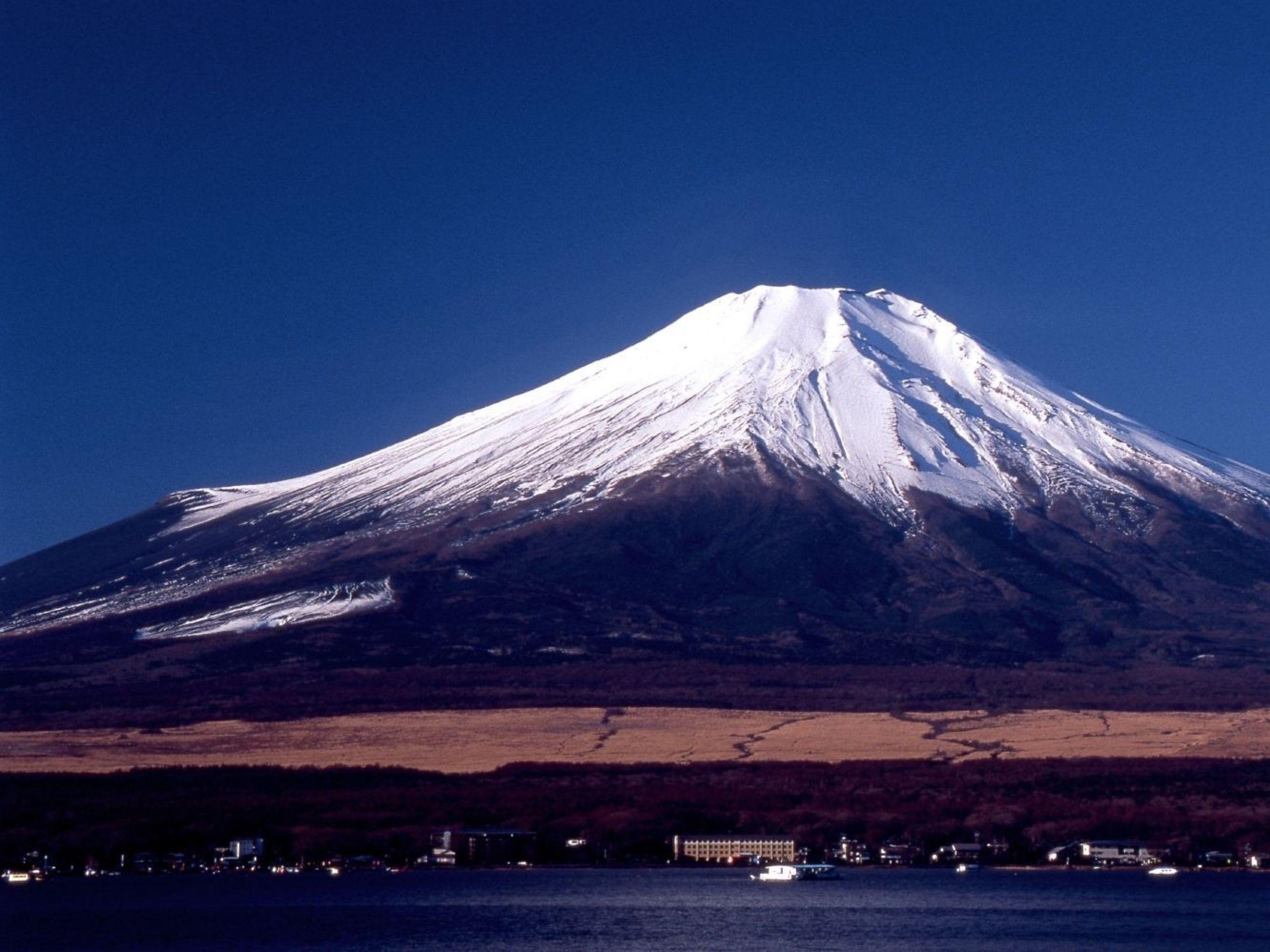 2560x1920 Mount Fuji Wallpaper (24)