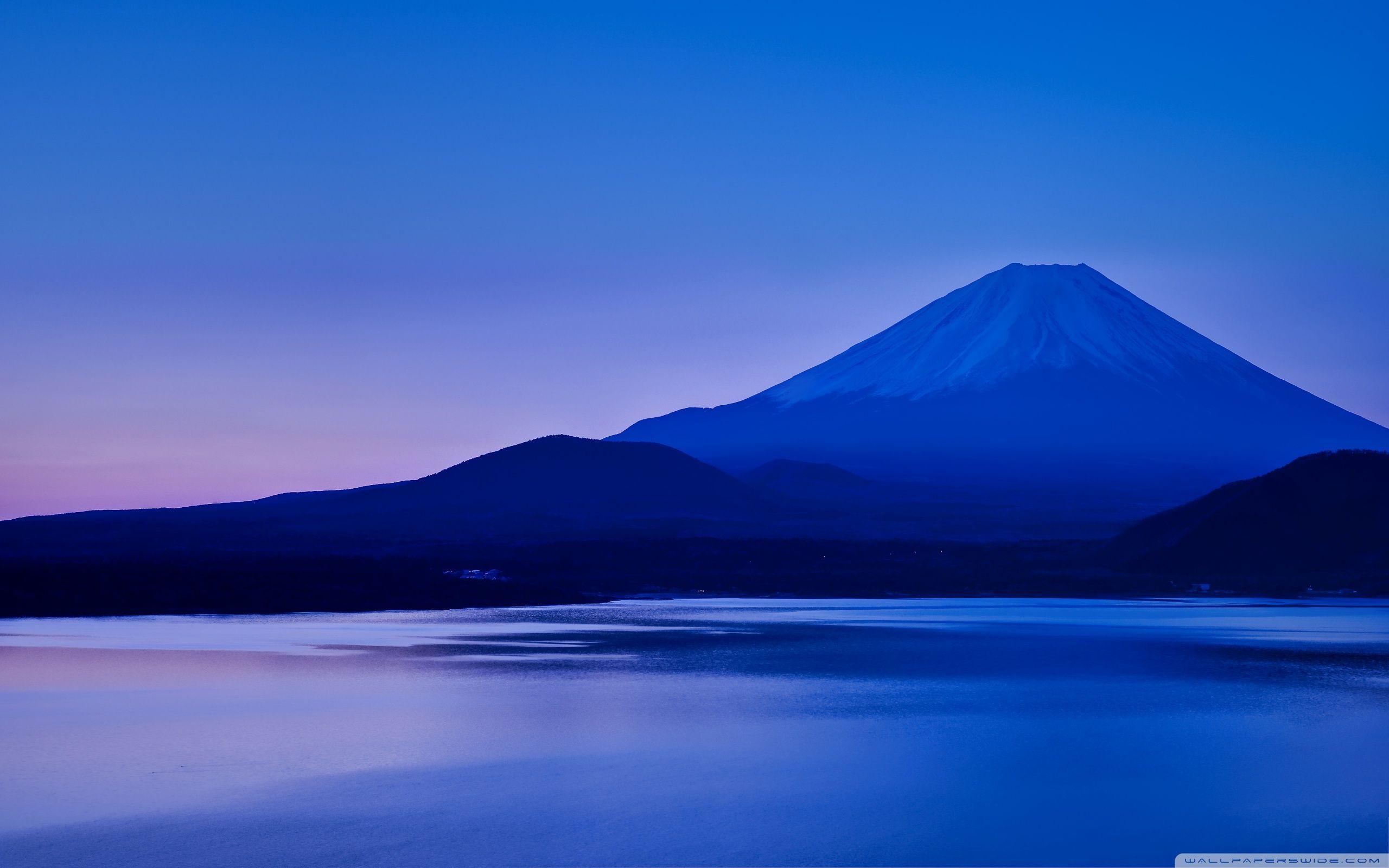 2560x1600 Lake Motosu and Mount Fuji Ultra HD Desktop Background Wallpaper