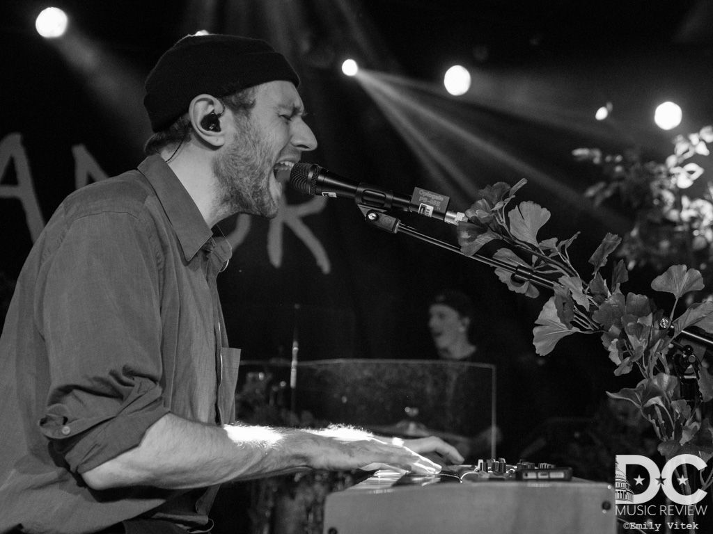 1024x768 Novo Amor Plays Gentle and Mystifying Set At Sold Out Union Stage Show