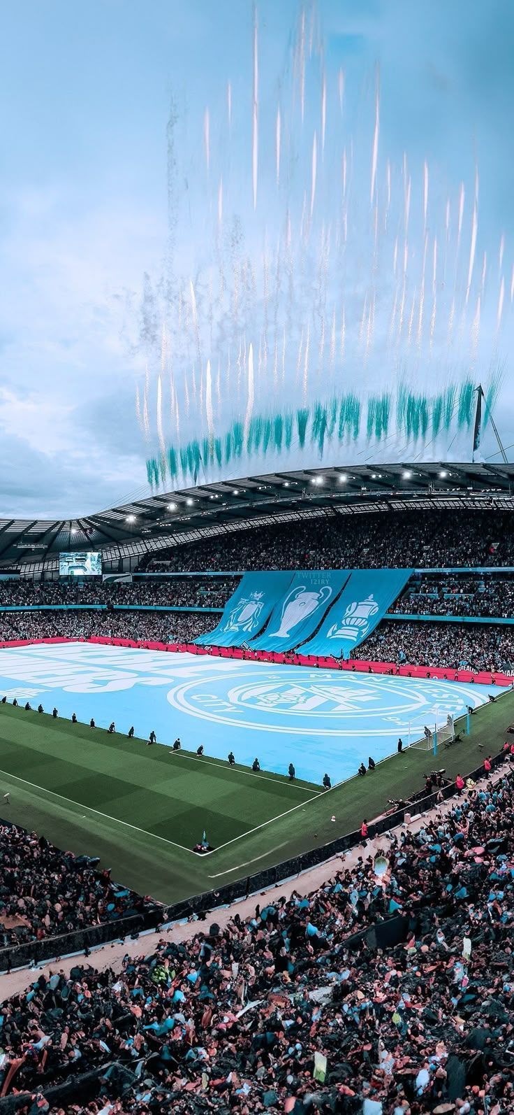 736x1594 Manchester City