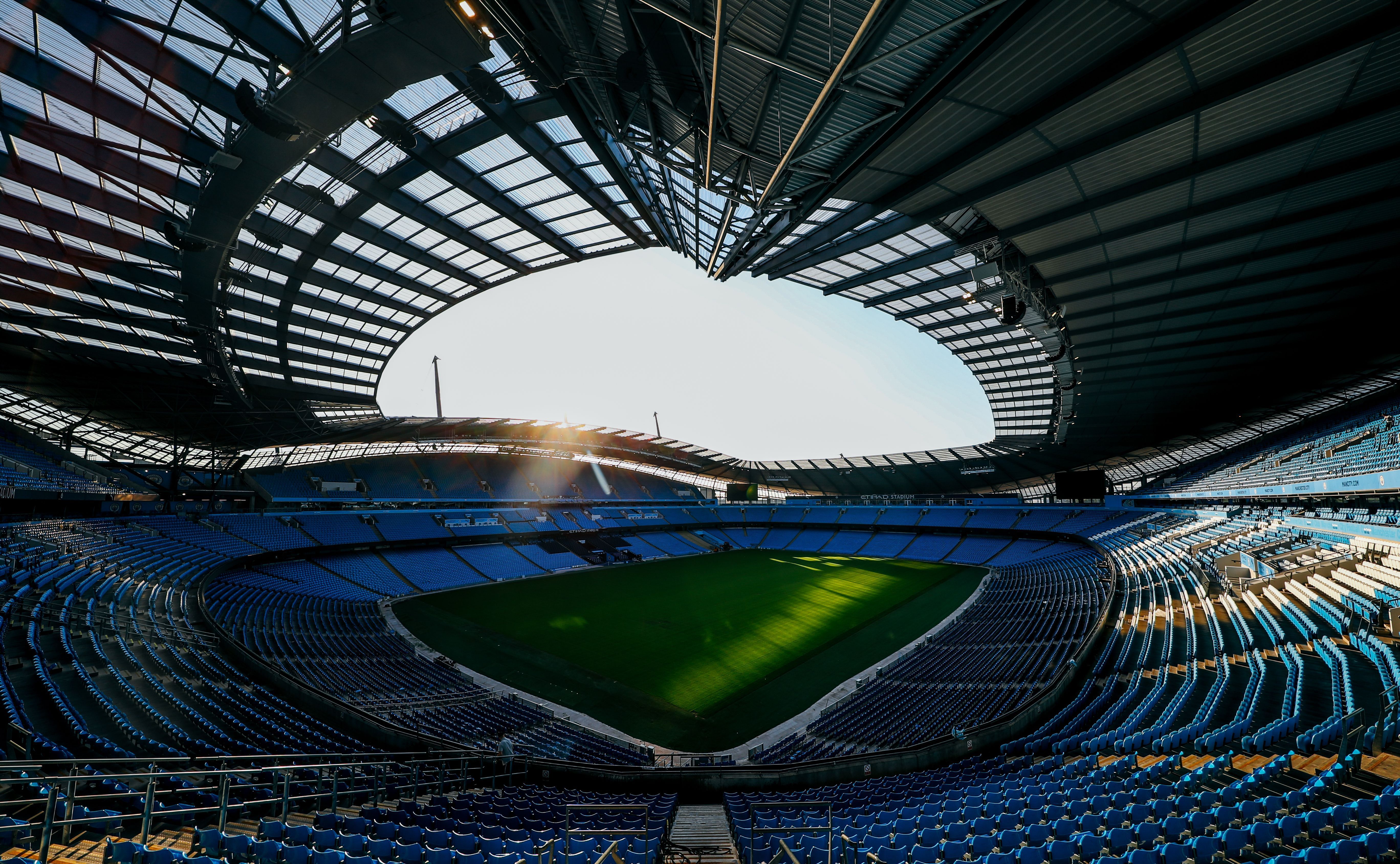 5472x3378 Cellnex improves mobile broadband connectivity at Manchester City's Etihad Stadium