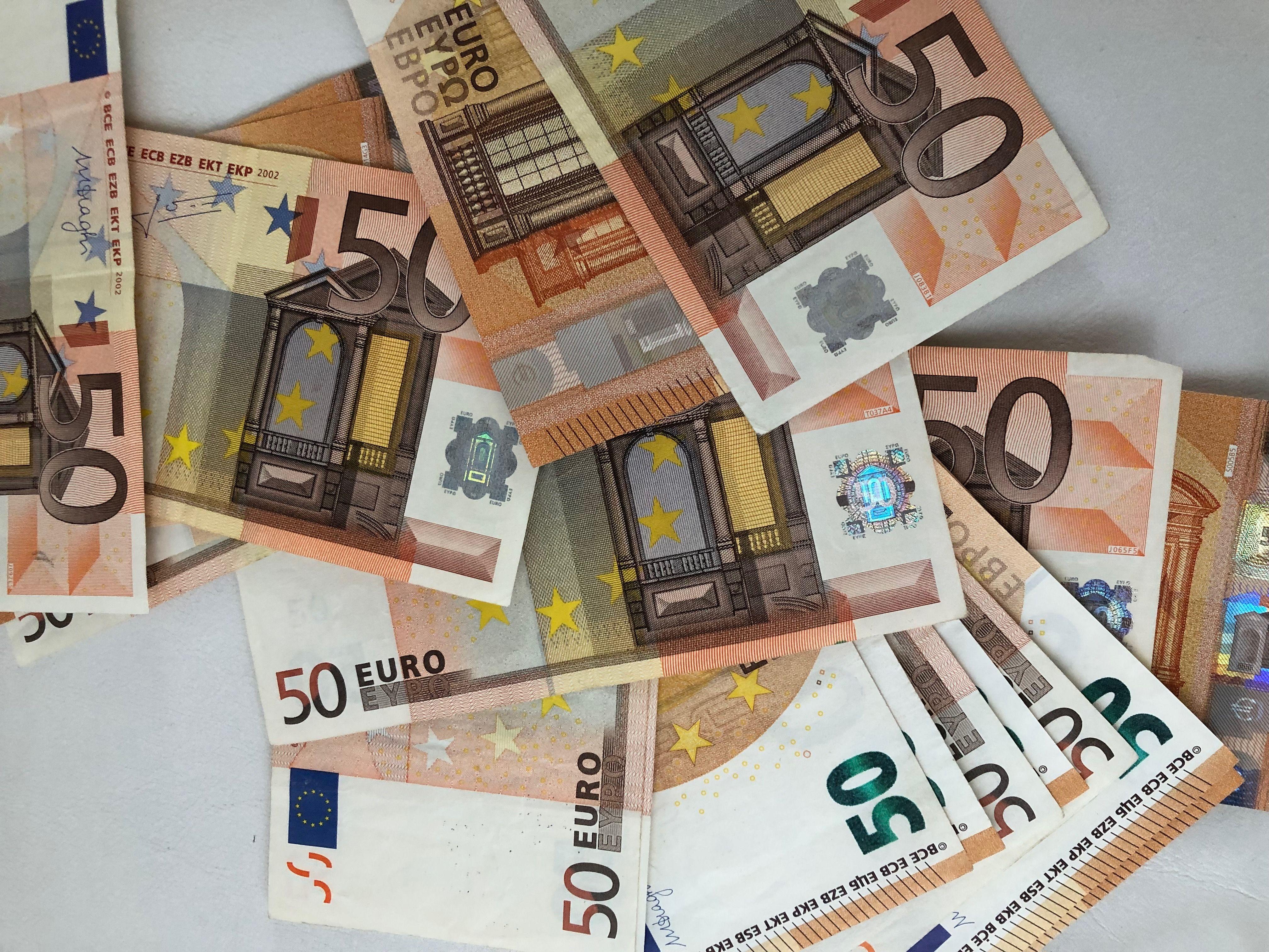 Euro Money Wallpapers - Top Free Euro Money Backgrounds - WallpaperAccess