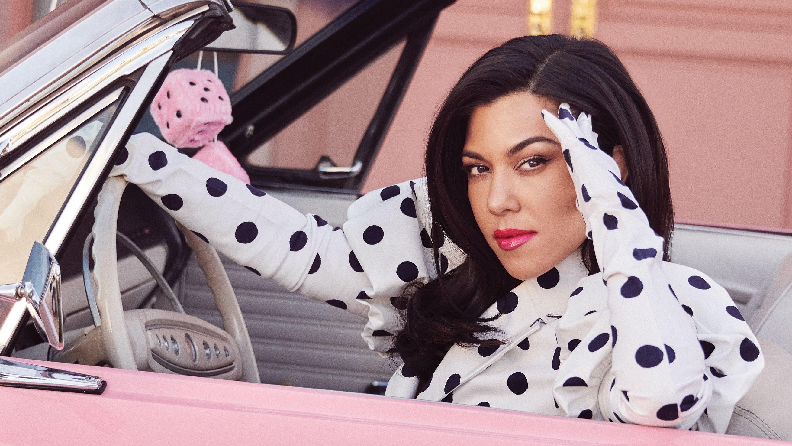 2622x1475 Kourtney Kardashian Paper Magazine HD Celebrities, 4k