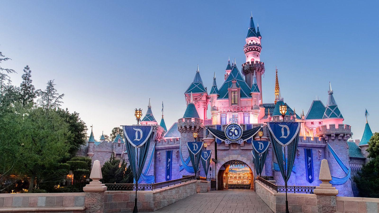 Disneyland HD Wallpapers - Top Free Disneyland HD ...