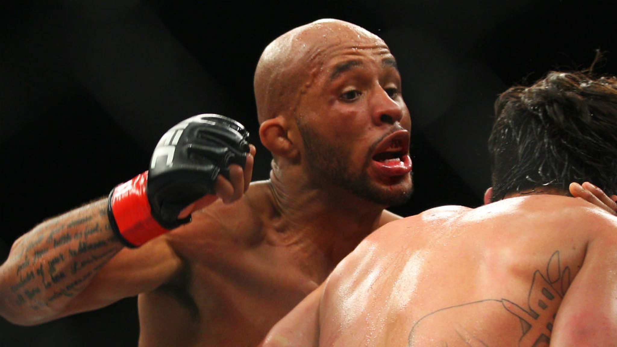 2048x1152 UFC: Demetrious Mighty Mouse Johnson KO's Joseph Benavidez in California