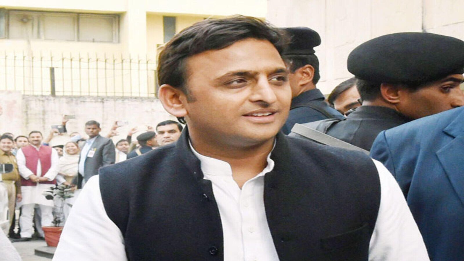 1600x900 Akhilesh Yadav: Social media a big challenge for traditional media: Akhilesh Yadav Economic Times