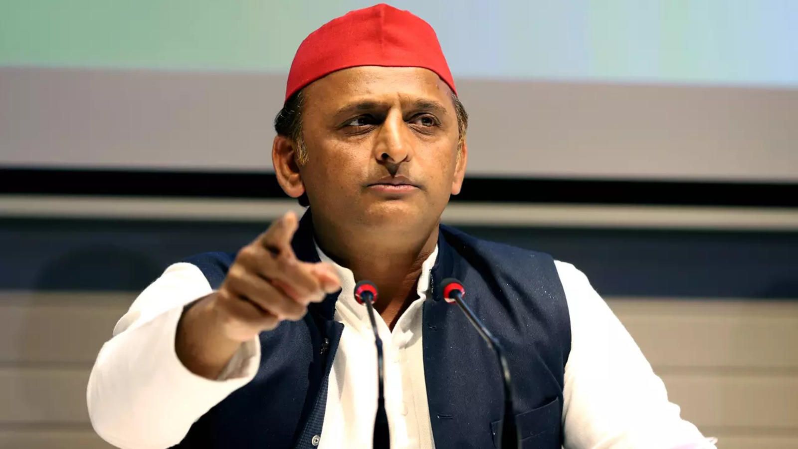 1600x900 Akhilesh Yadav