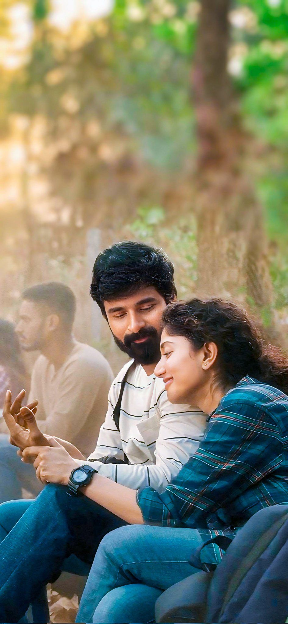 945x2048 Տri βσσραℓαη ツ on X: #Amaran movie wallpaper