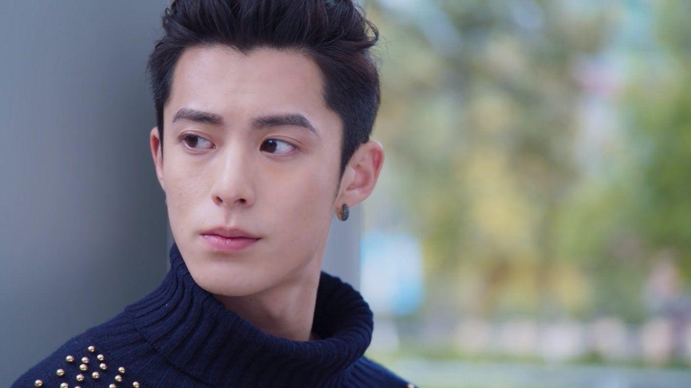 Download Dylan Wang Hand In His Neck Wallpaper
