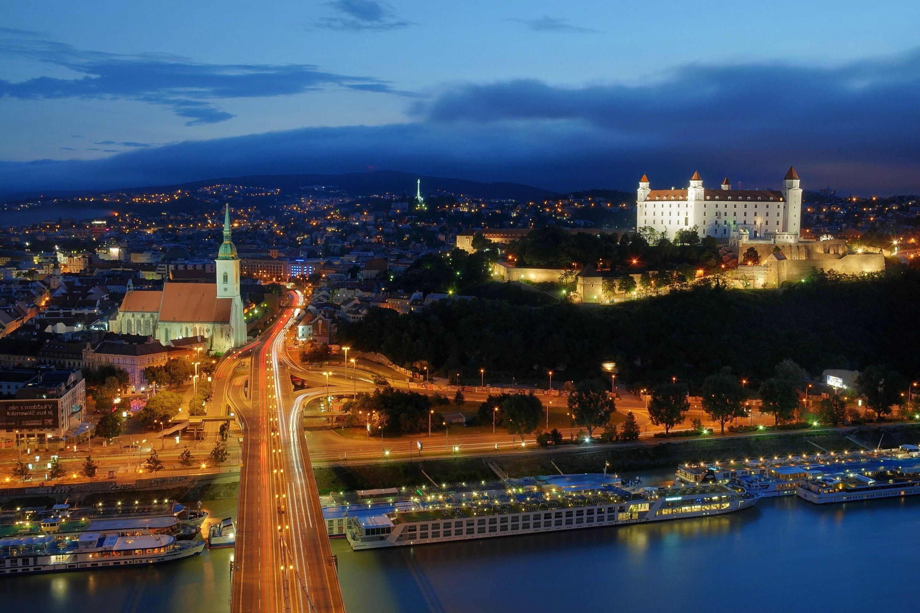 Bratislava Wallpapers - Top Free Bratislava Backgrounds - WallpaperAccess