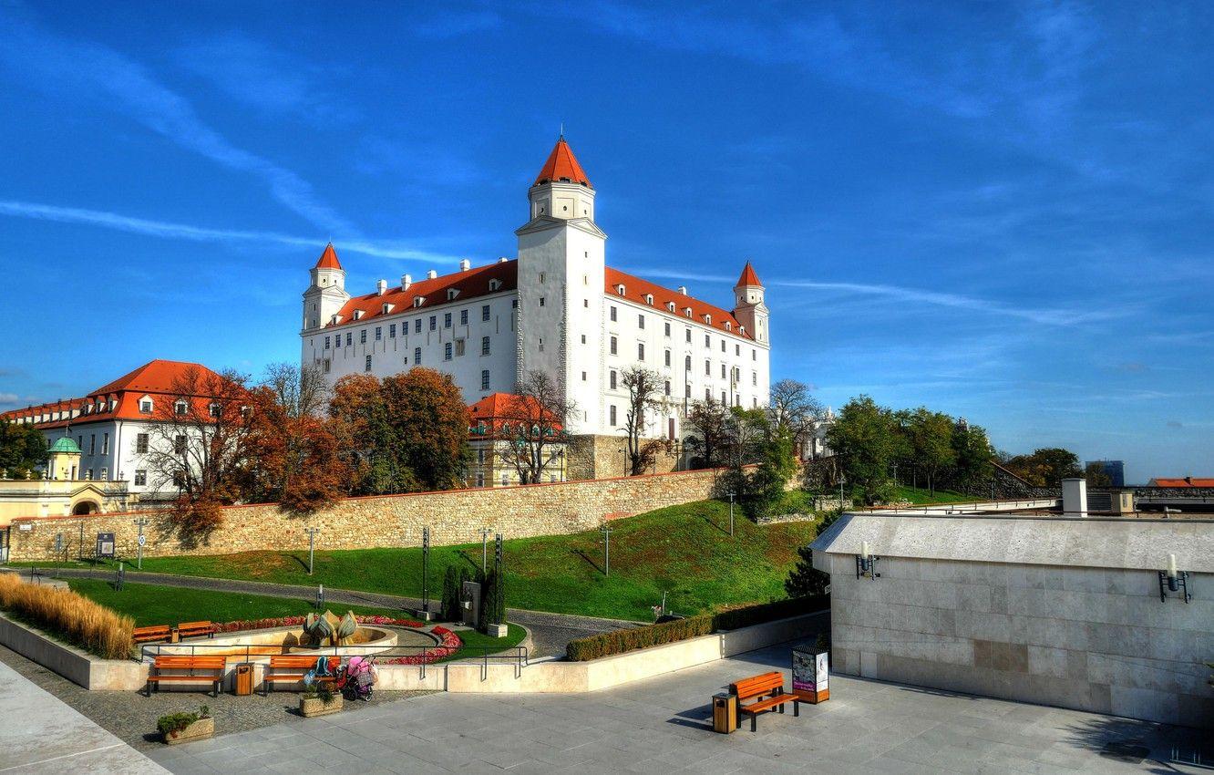 1332x850 Wallpaper October, Slovakia, Bratislava, Bratislava image