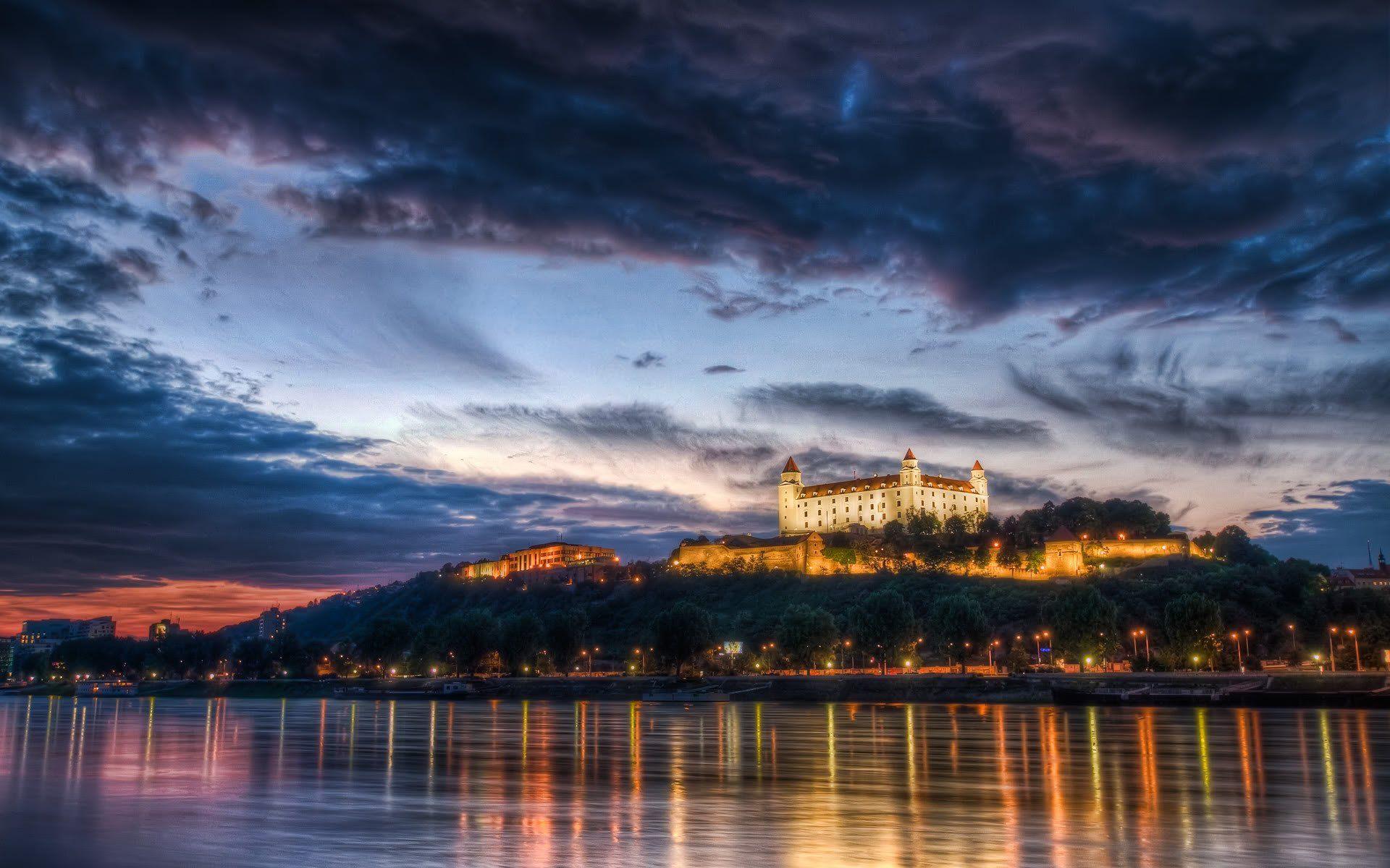 1920x1200 Bratislava Wallpaper