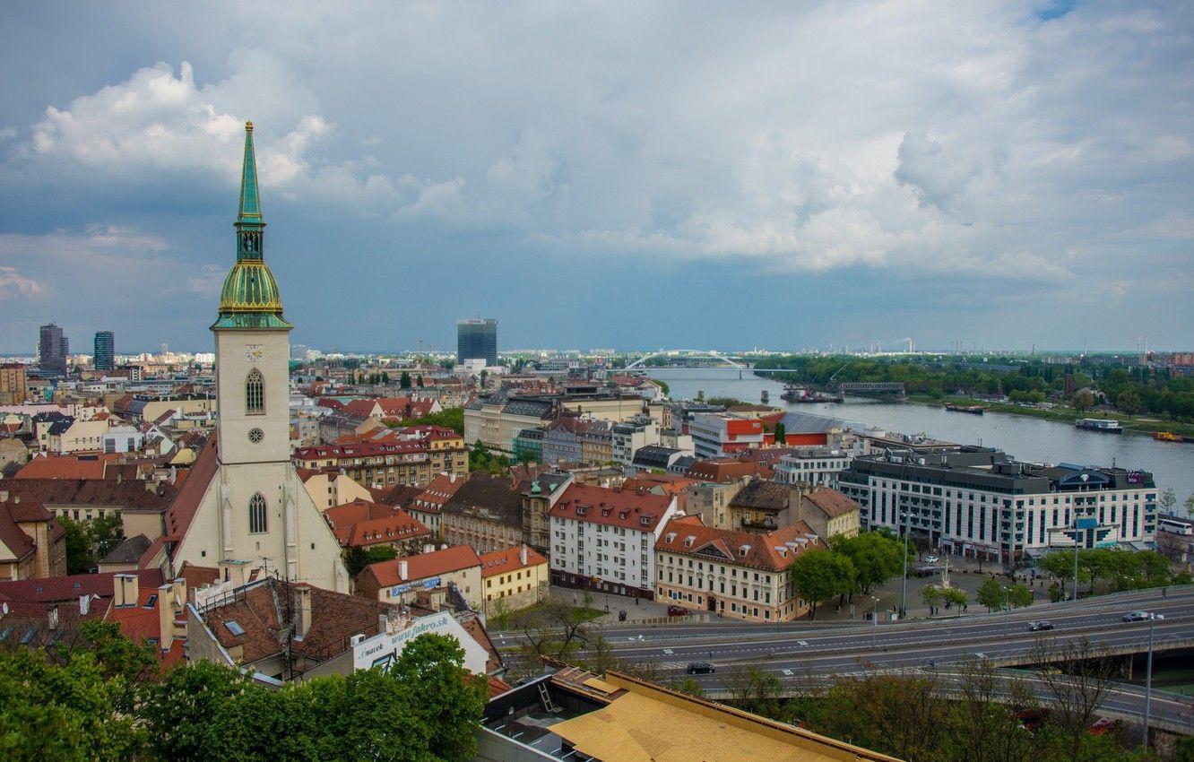 1332x850 Wallpaper river, building, roof, panorama, Slovakia, Bratislava