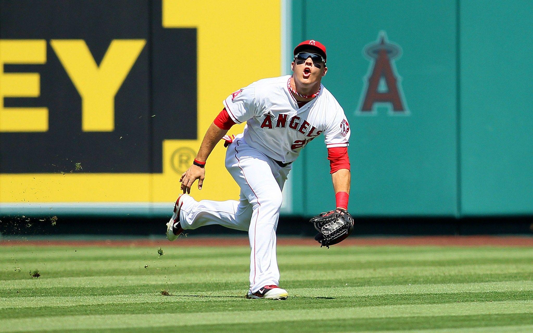 2048x1280 Cool Picture Of Baseball Players, HD Wallpaper & background