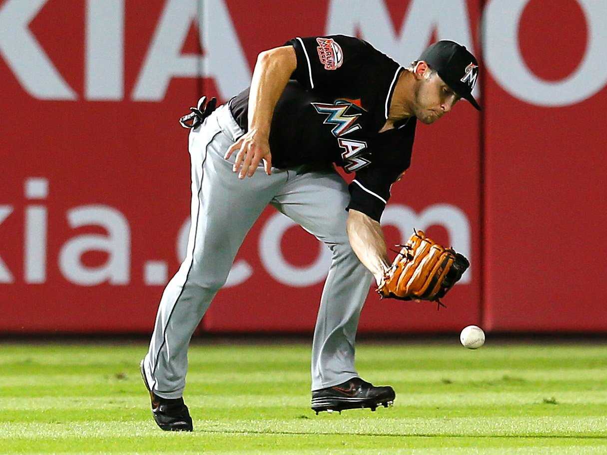 1215x911 Baseball iPhone Players HD Wallpaper Download