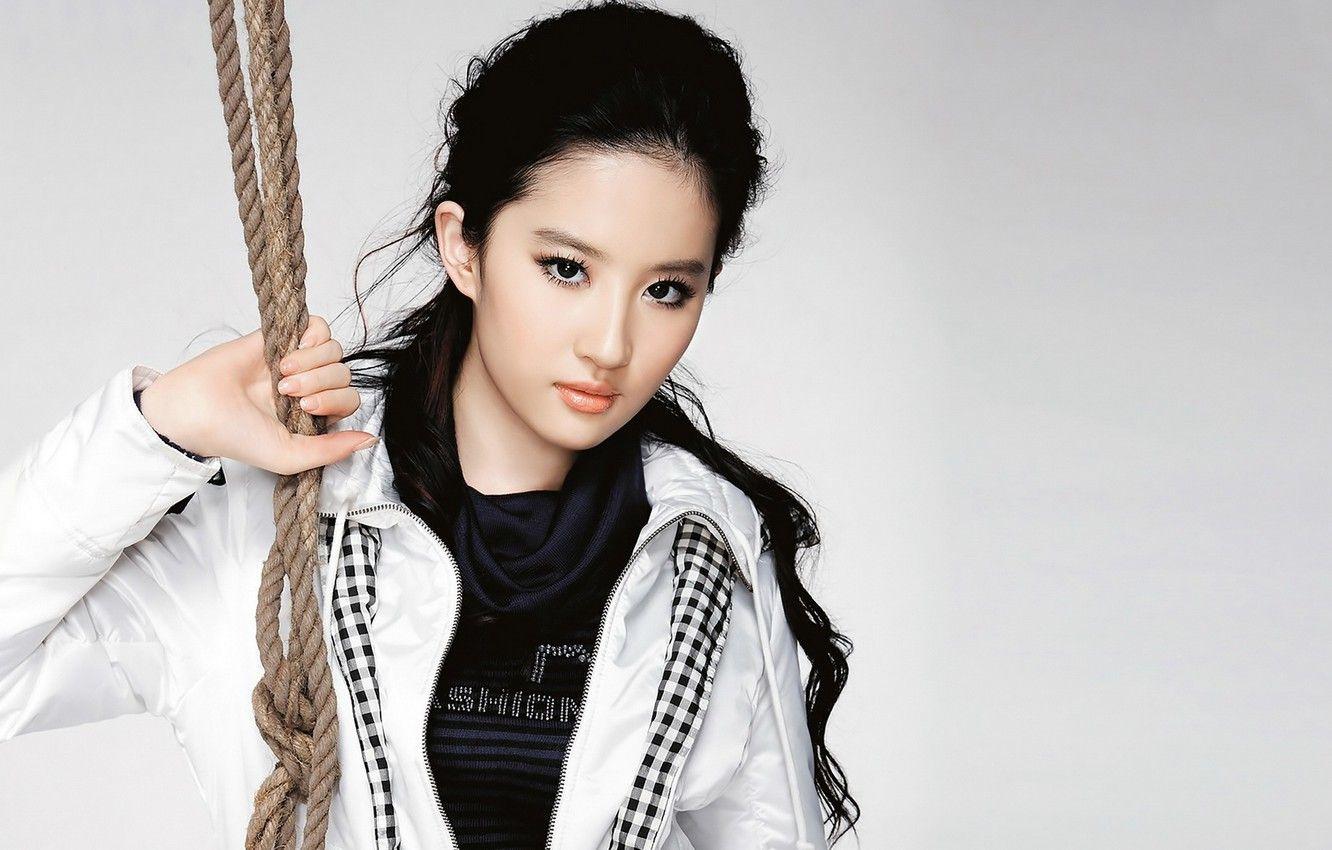 1332x850 Wallpaper look, rope, Asian, fashion, Liu Yifei image for desktop