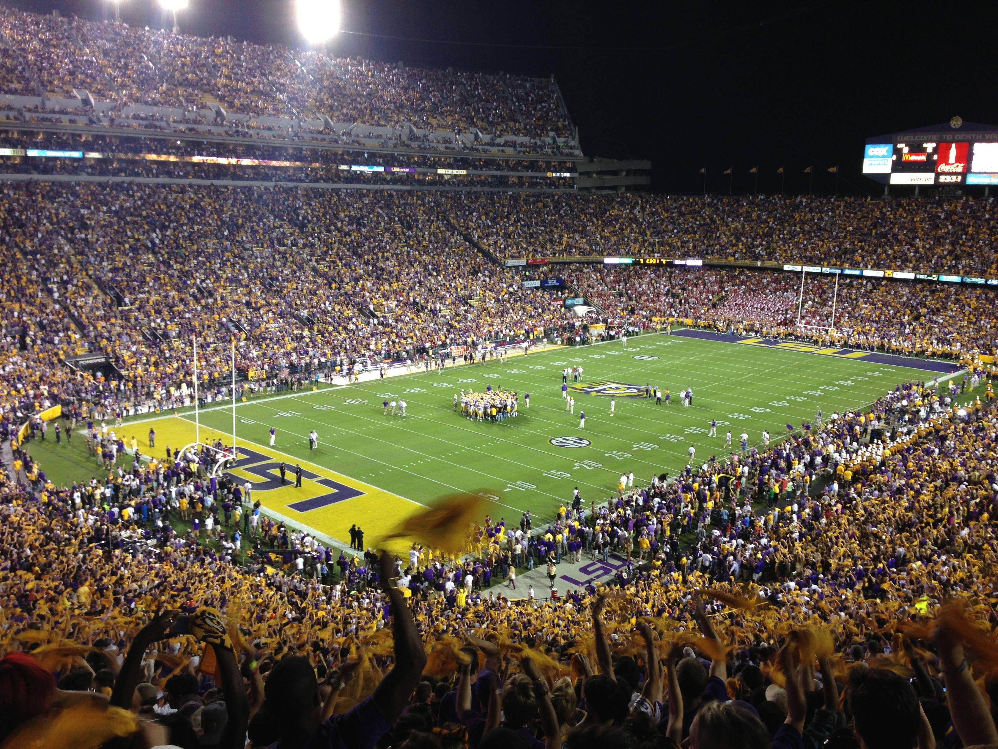 3264x2448 Tiger Stadium Background. Neyland