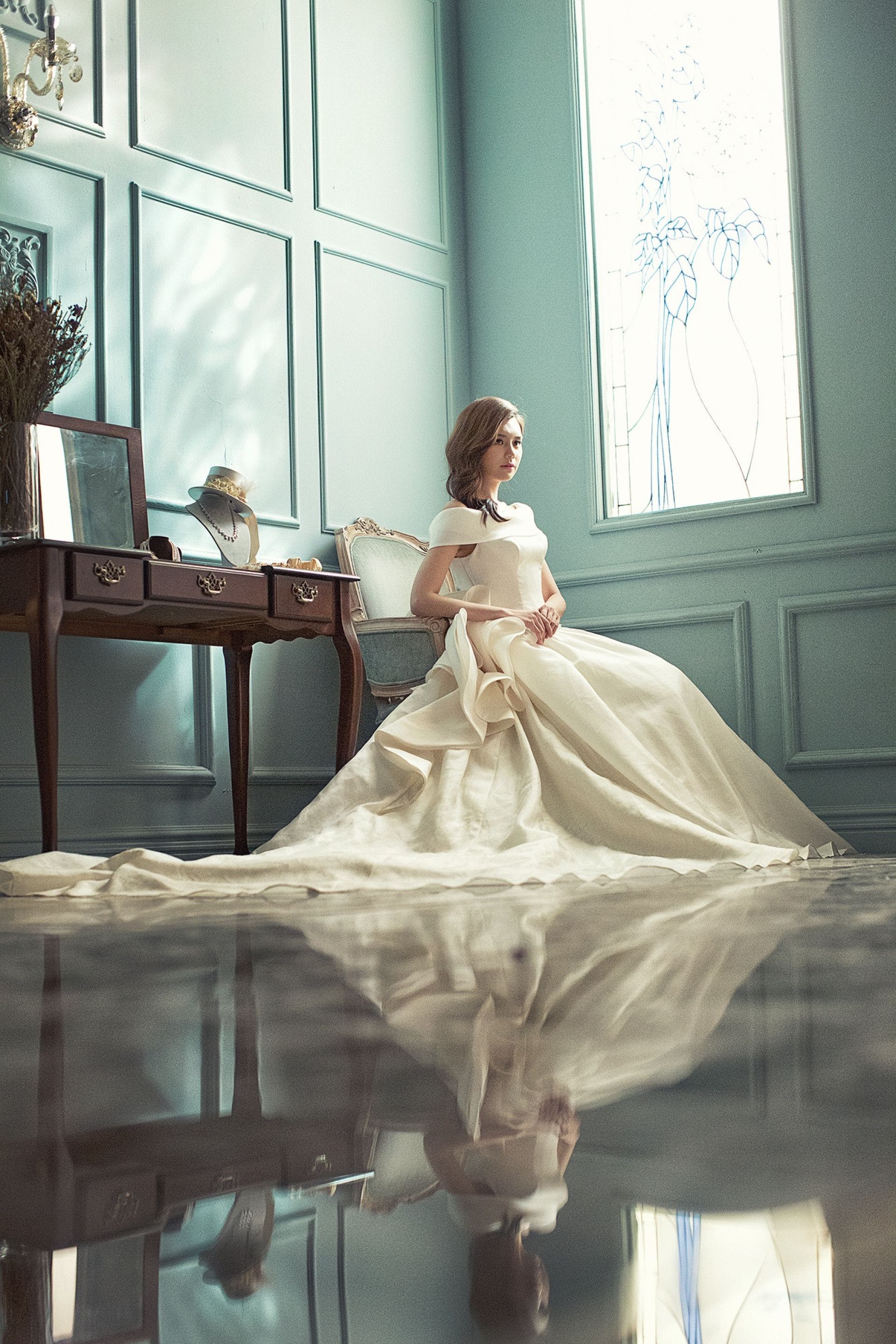 1920x2881 HD Groom Bride Wedding Wallpaper