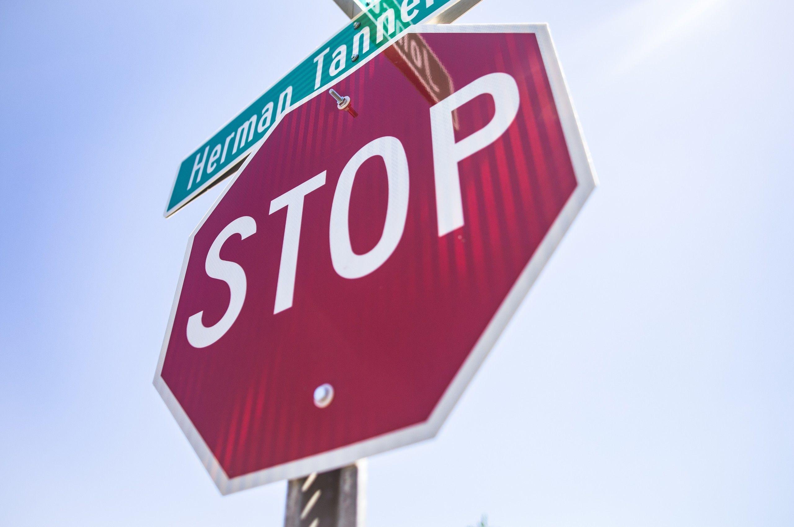 Stop Sign Wallpapers - Top Free Stop Sign Backgrounds - WallpaperAccess