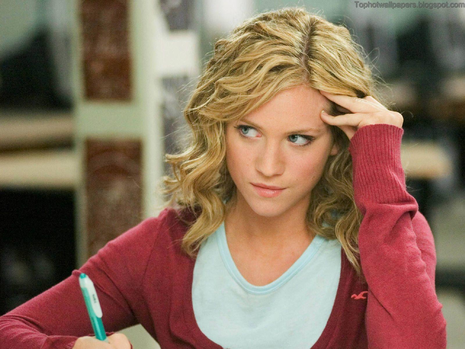 1600x1200 Brittany Snow wallpaper HD. Brittany snow, John tucker, Pitch