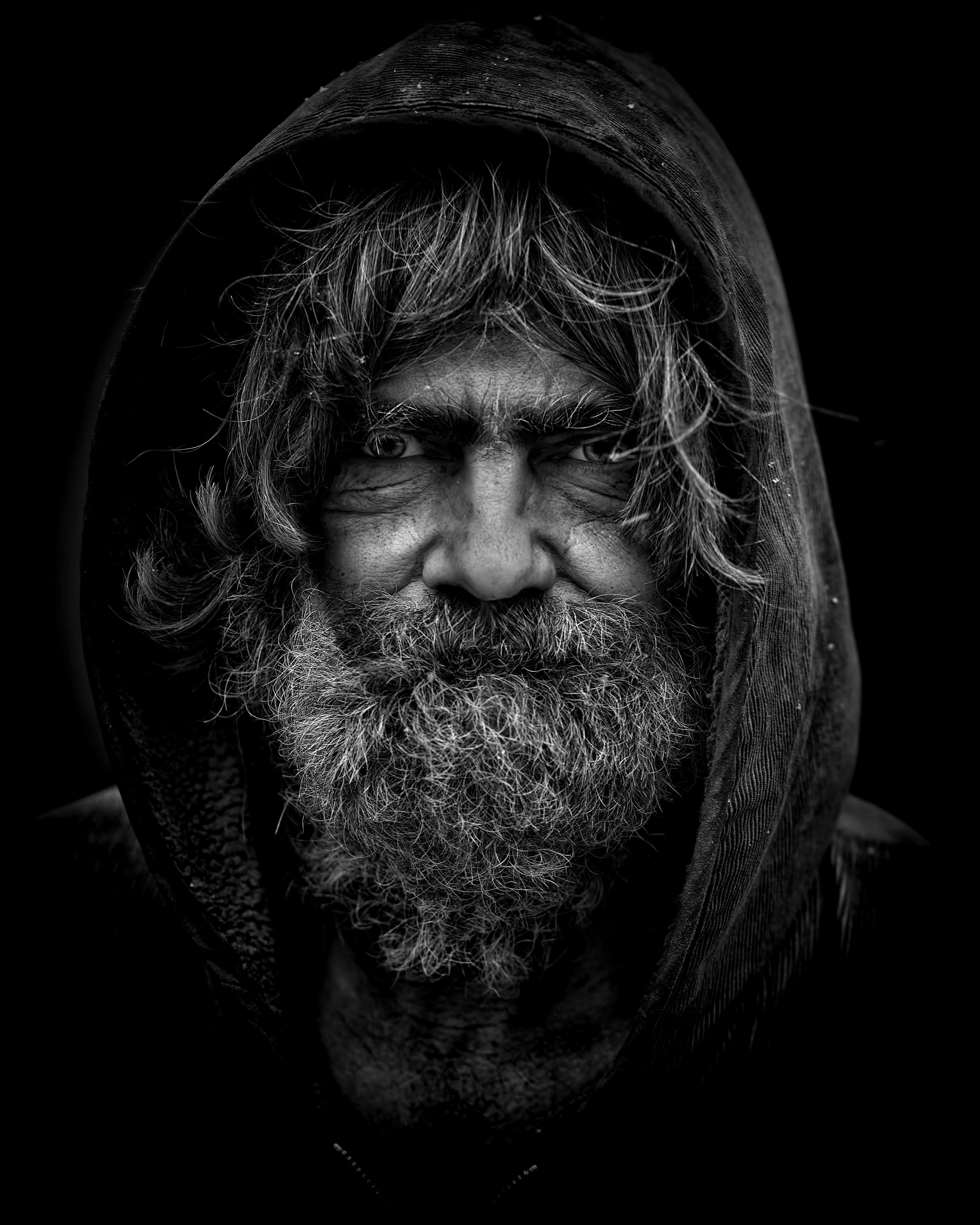 4000x5000 Bearded Man Grey Scale Illustration · Free