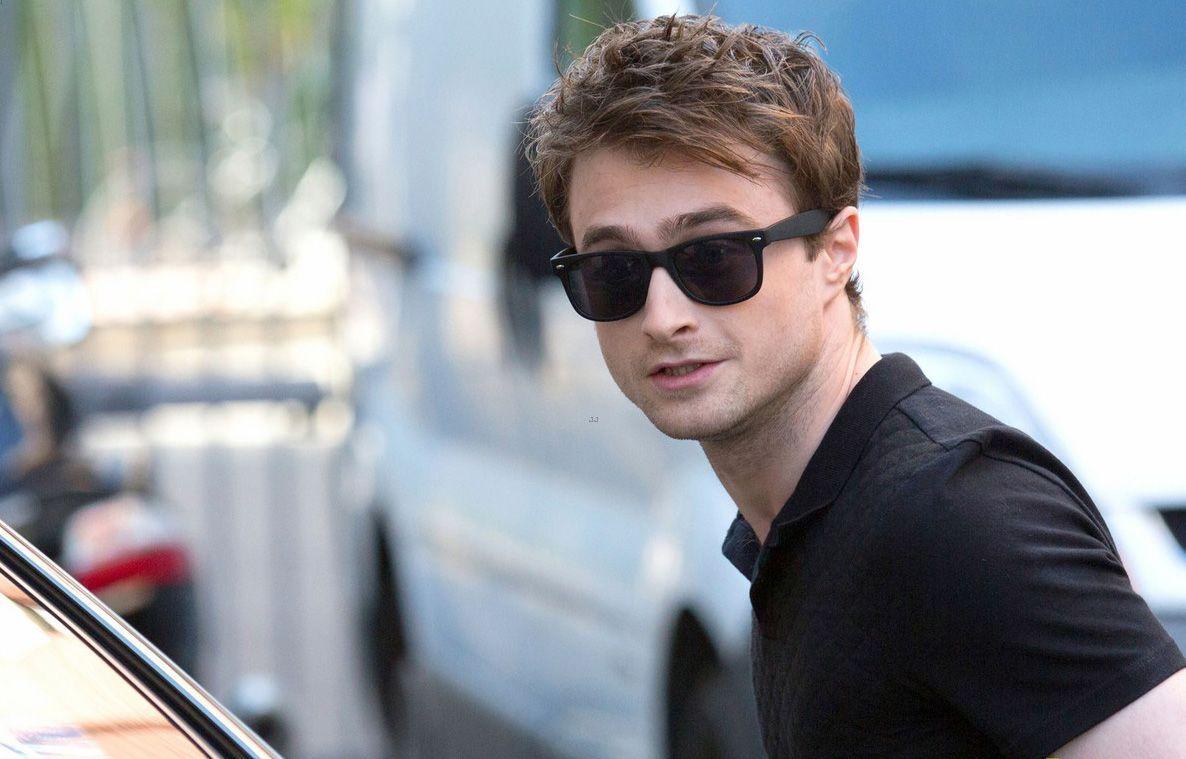 1186x759 Daniel Radcliffe Cool New Picture And Wallpaper Collection