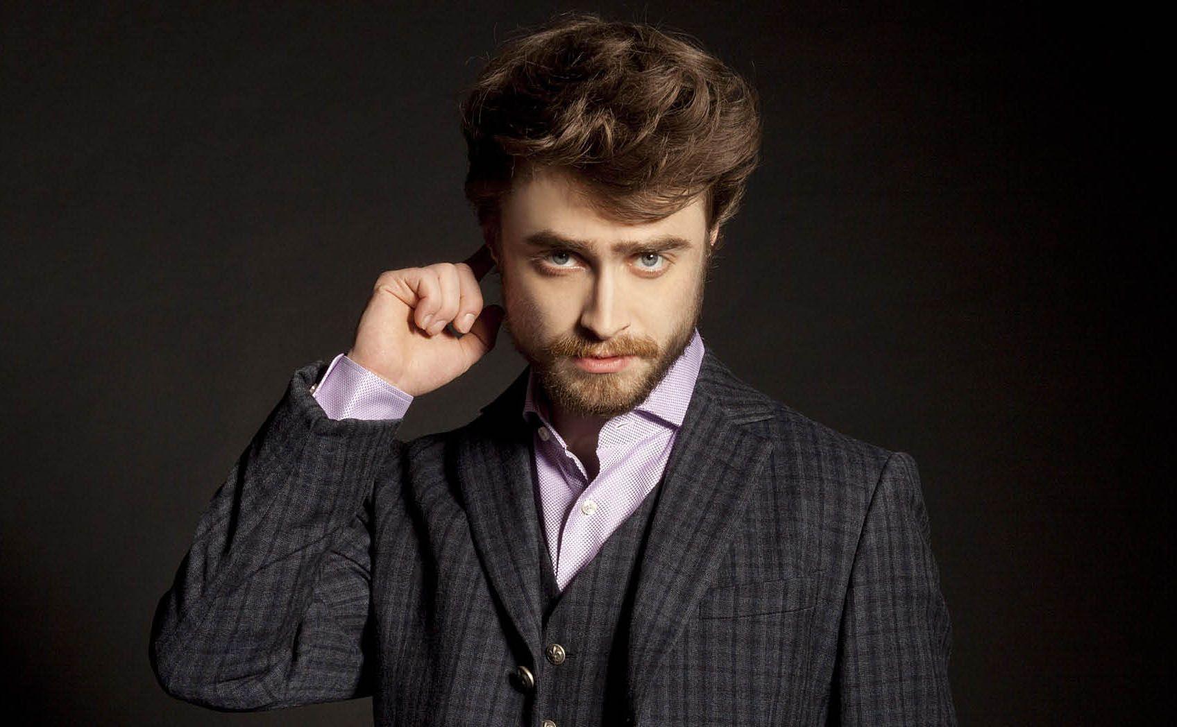 1696x1048 Daniel Radcliffe 2016 Wallpaper