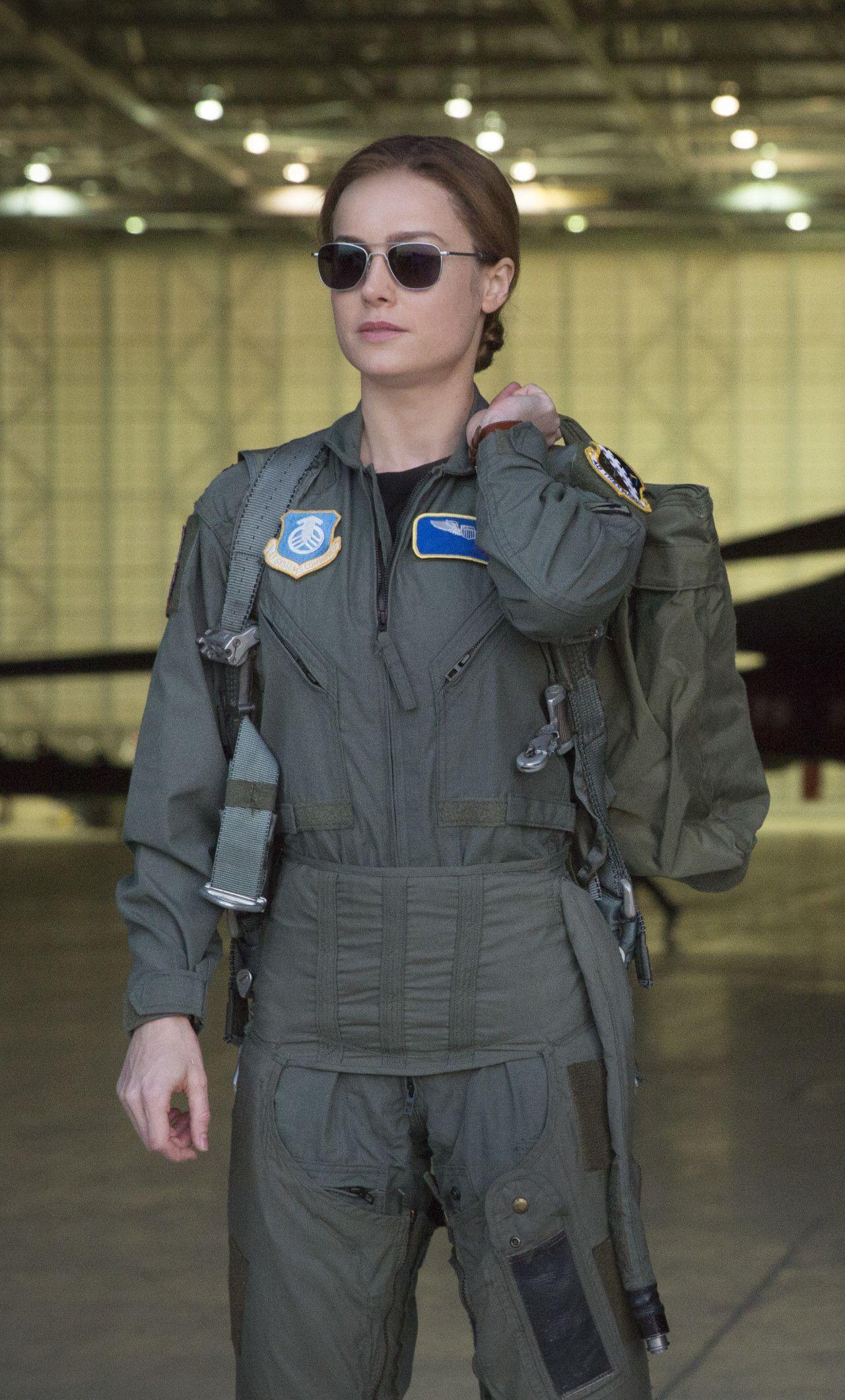1280x2120 Carol Danvers In Captain Marvel Movie 2019 5k iPhone