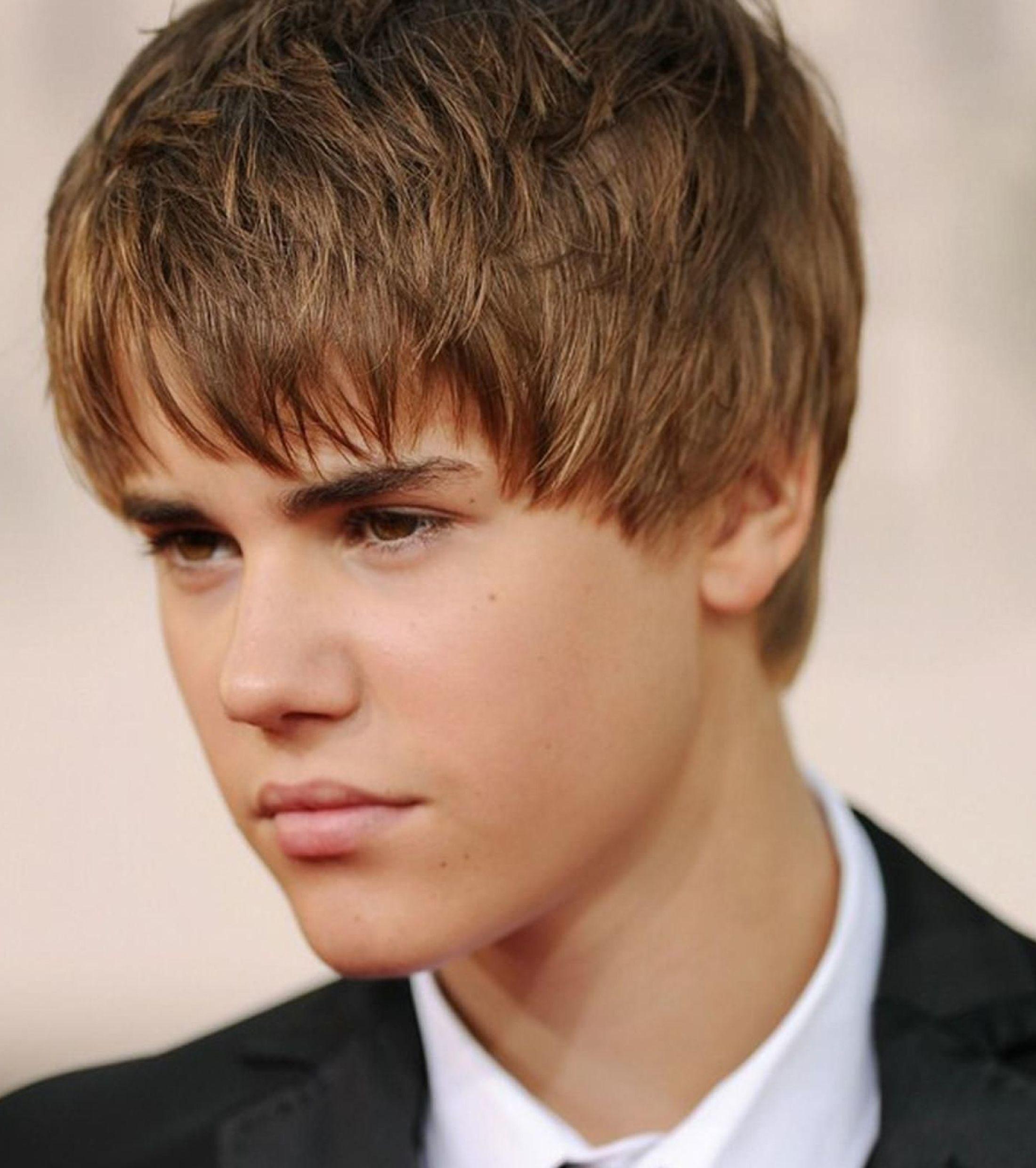2200x2480 Justin Bieber HD wallpaper 2200x2480 Resolution