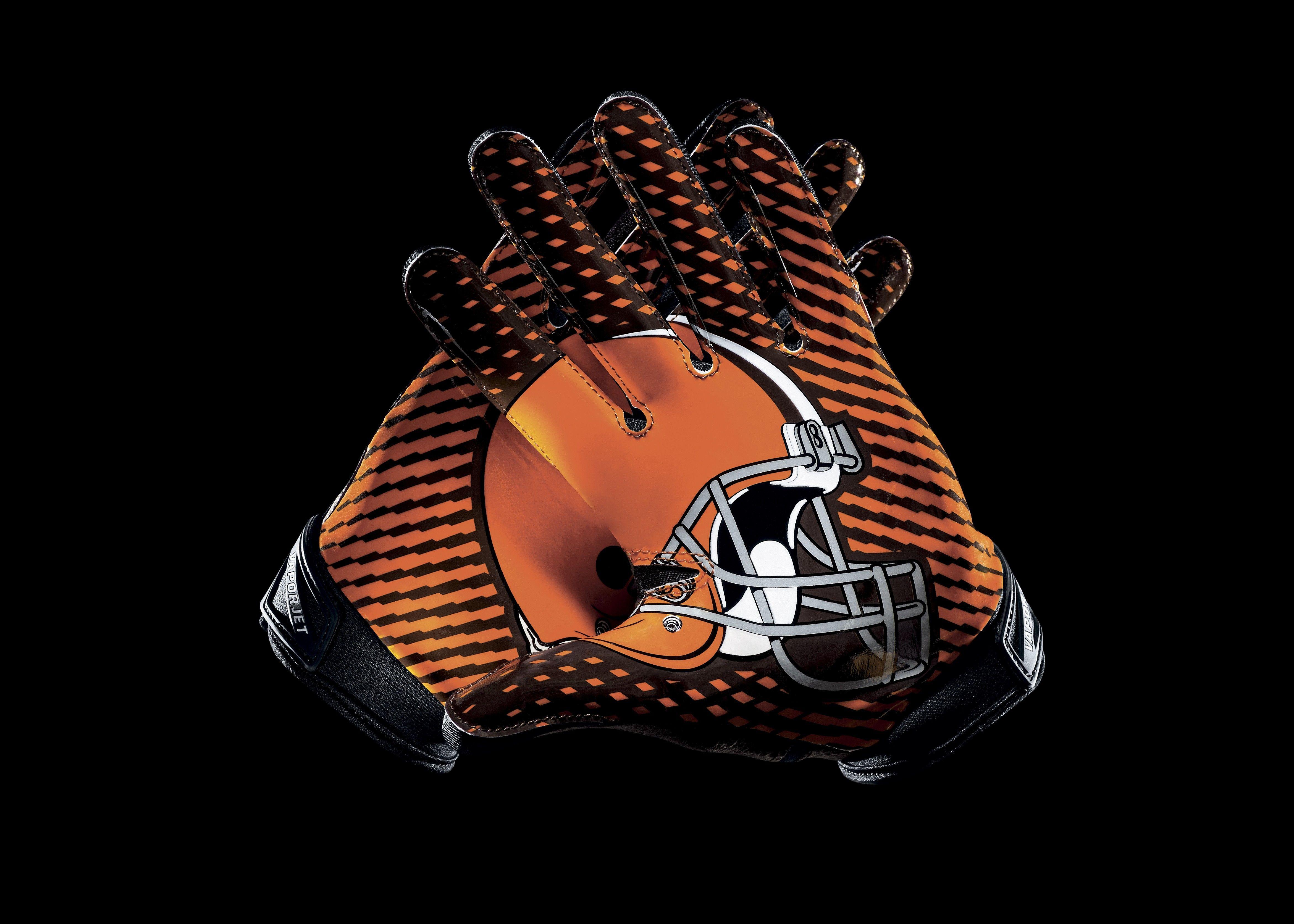 4683x3345 American Football, Sports Gloves, Cleveland Browns, Nfl, Cleveland