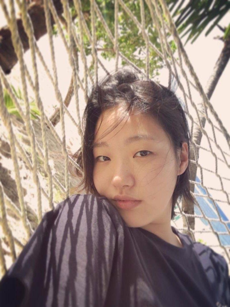 810x1080 Did Kim Go Eun Undergo Plastic Surgery? Let's Compare Some Photo