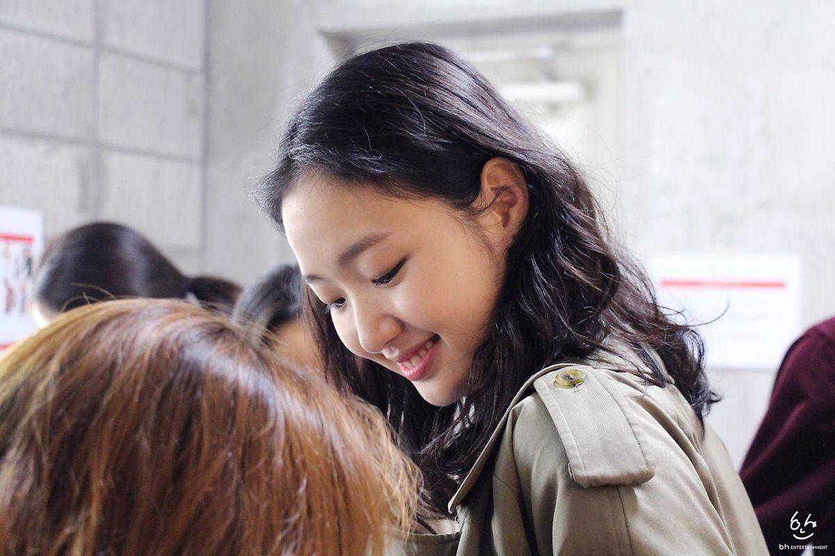 1200x800 KIM GO EUN. Kim go eun