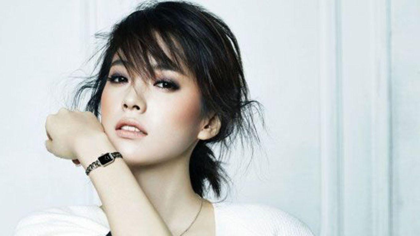 1366x768 Han Hyo Joo wallpaper HD High Quality Download